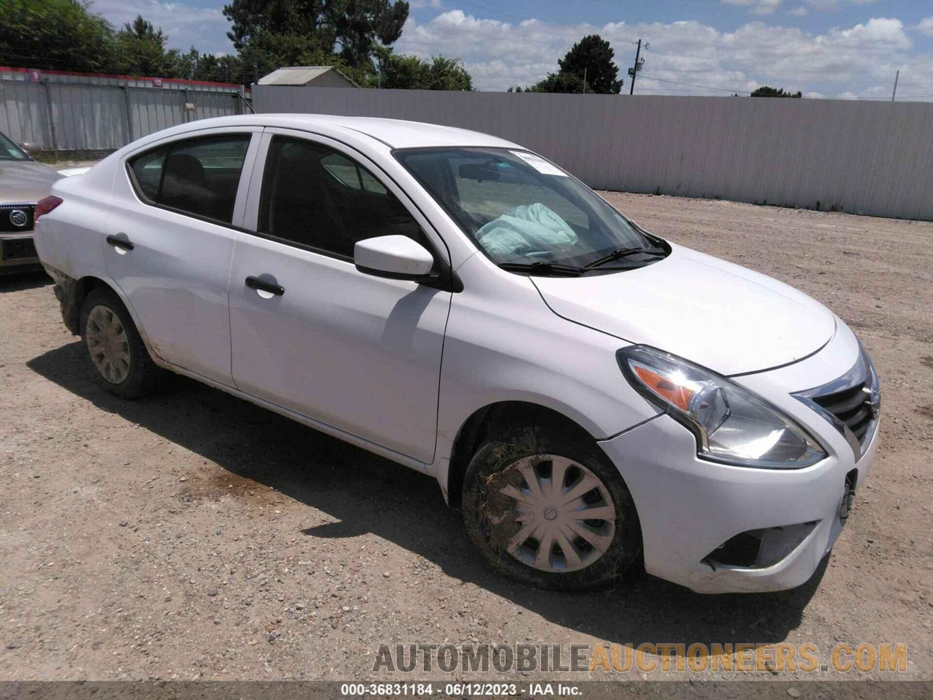 3N1CN7AP6KL817405 NISSAN VERSA SEDAN 2019