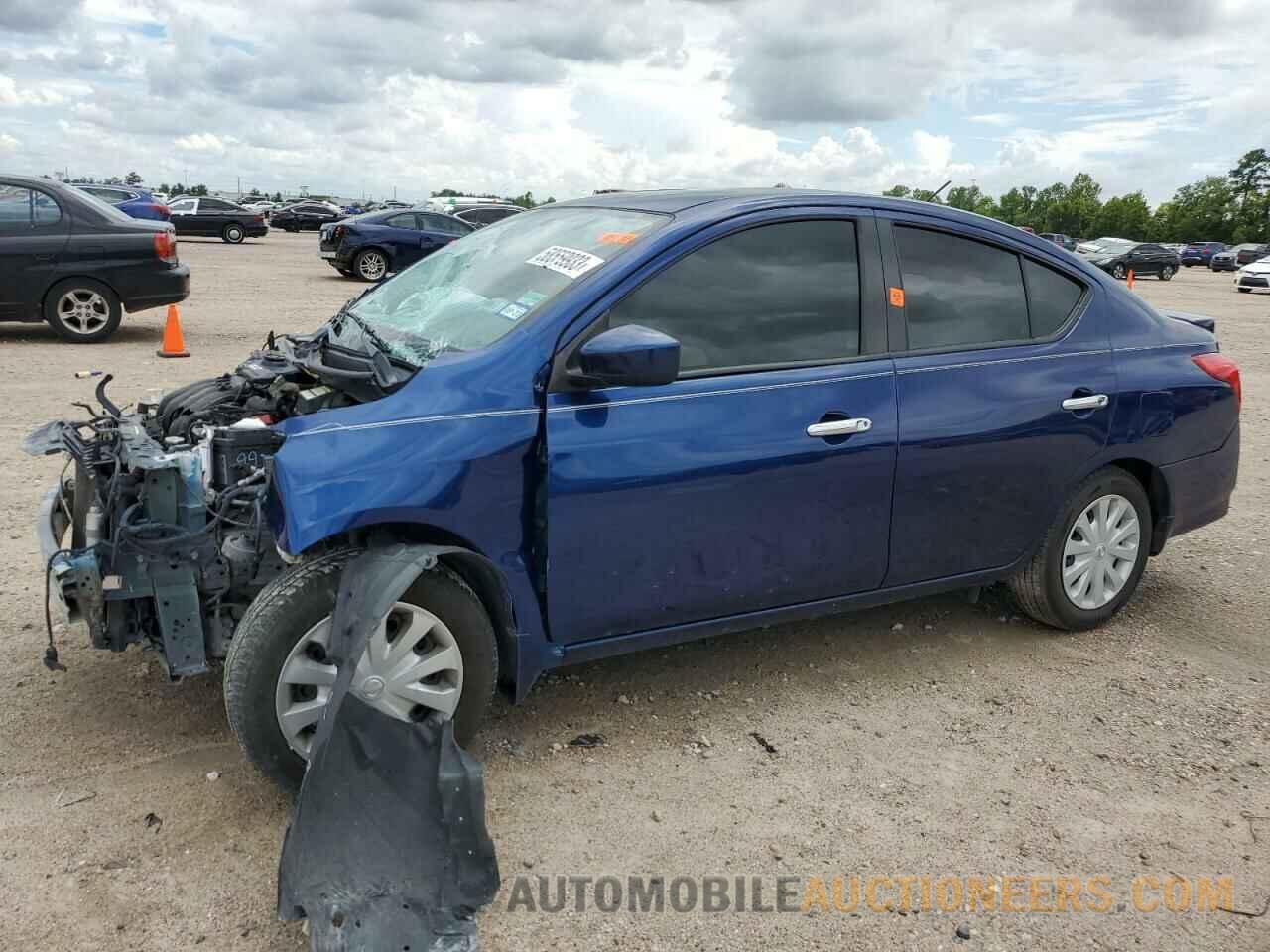 3N1CN7AP6KL828131 NISSAN VERSA 2019