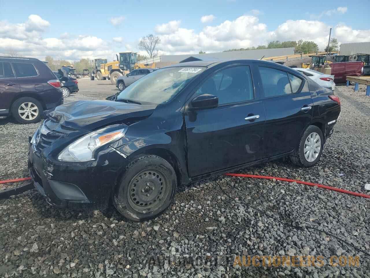 3N1CN7AP6KL830879 NISSAN VERSA 2019