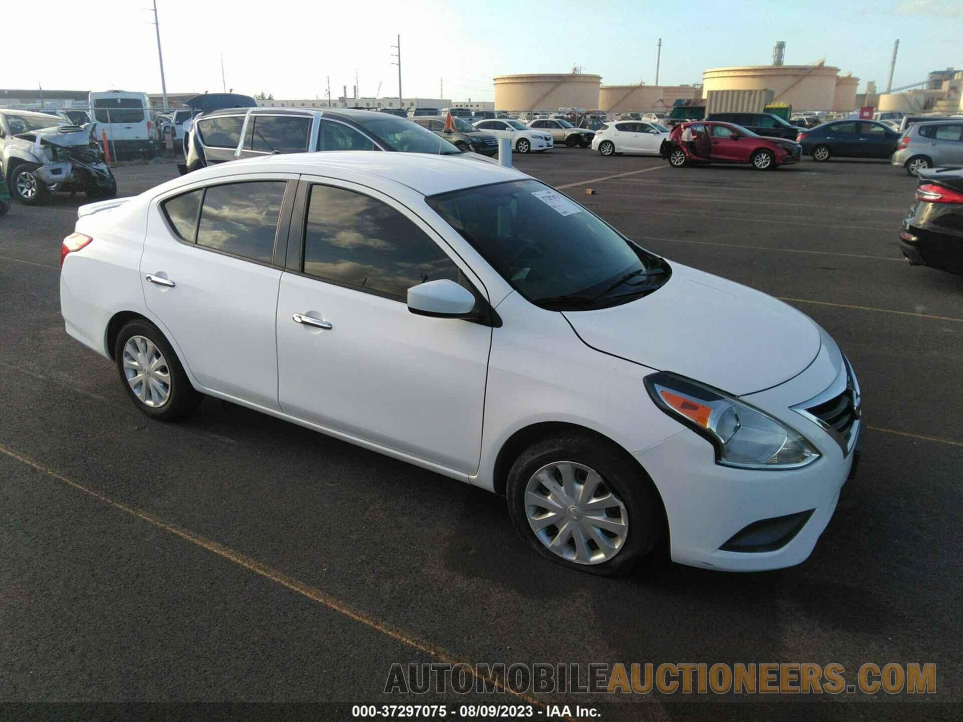 3N1CN7AP6KL831613 NISSAN VERSA SEDAN 2019