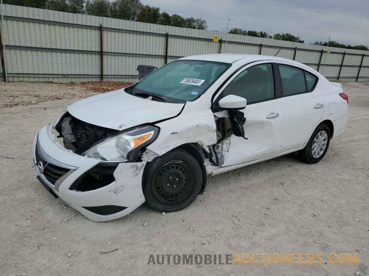 3N1CN7AP6KL832227 NISSAN VERSA 2019