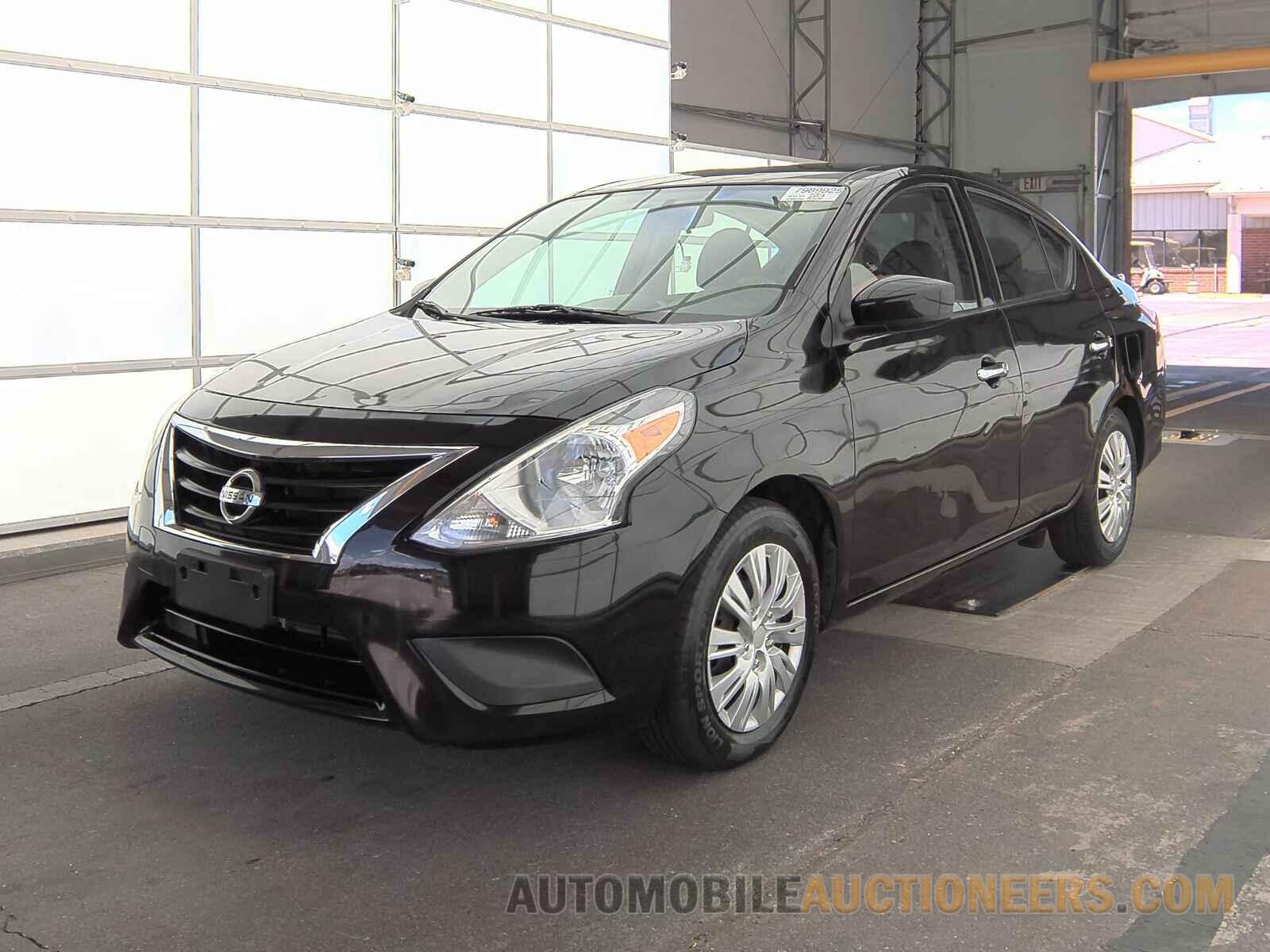 3N1CN7AP6KL857242 Nissan Versa Sedan 2019