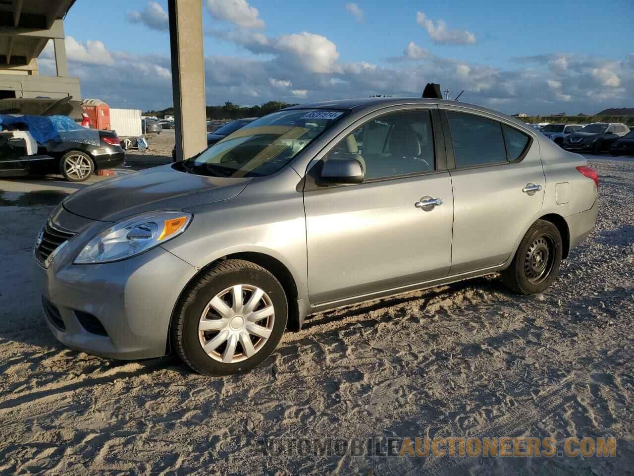 3N1CN7AP7CL848521 NISSAN VERSA 2012