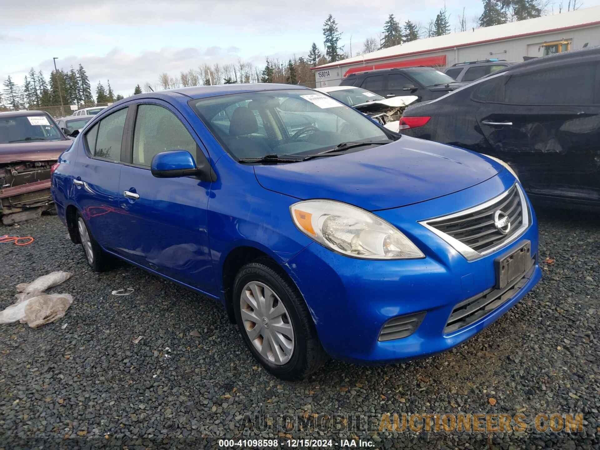 3N1CN7AP7CL865657 NISSAN VERSA 2012