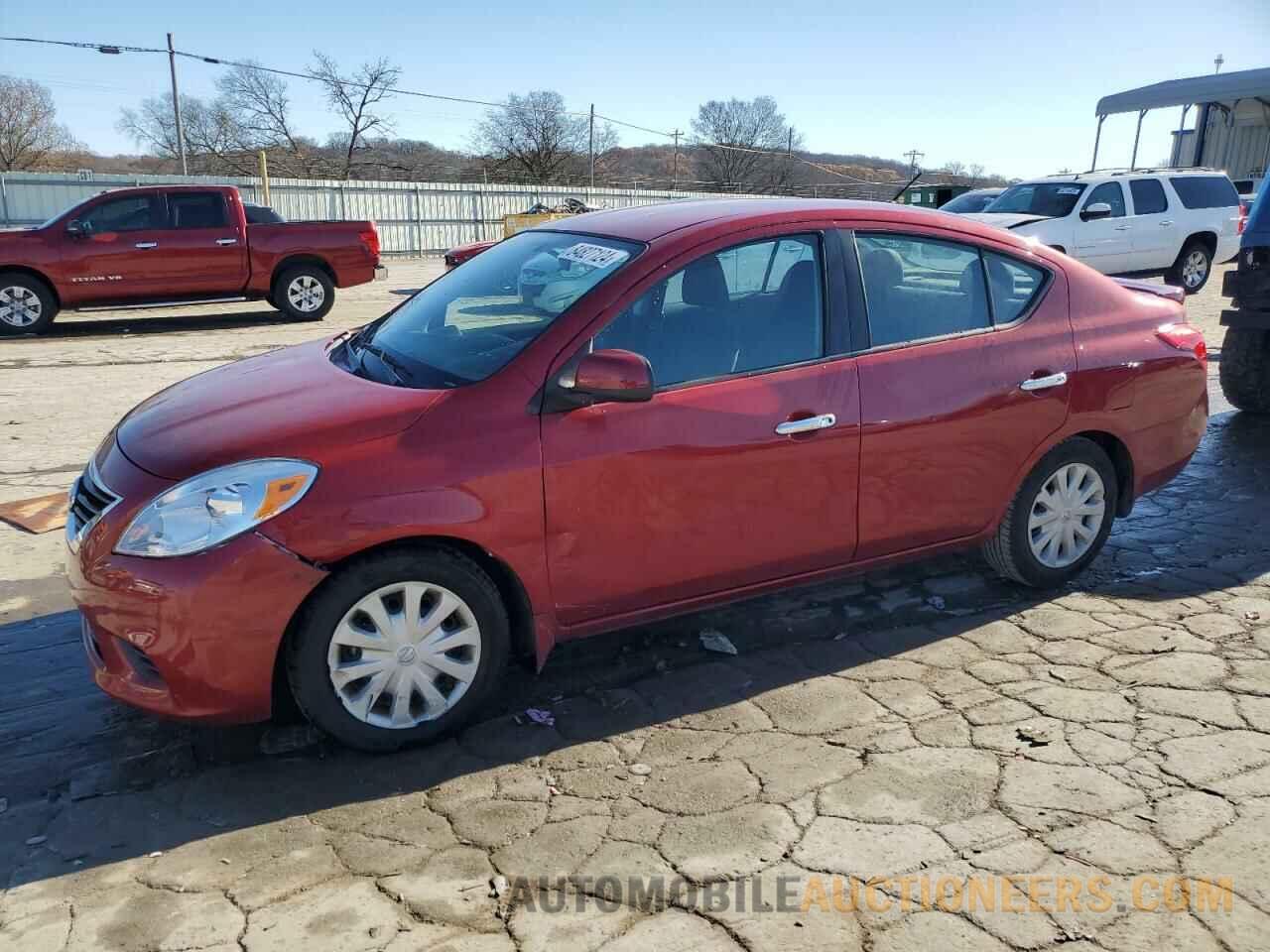 3N1CN7AP7DL889815 NISSAN VERSA 2013