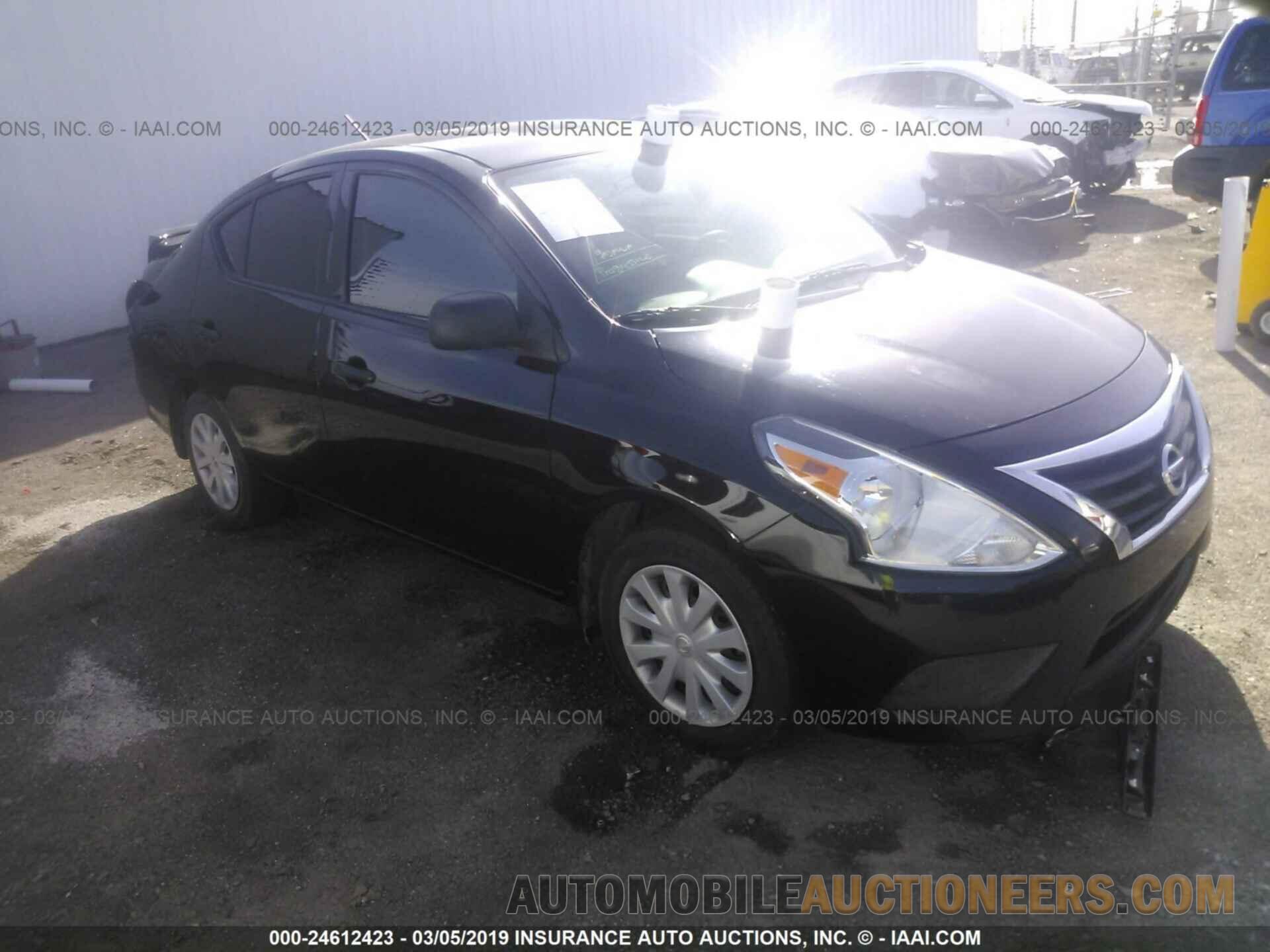 3N1CN7AP7FL813921 NISSAN VERSA 2015