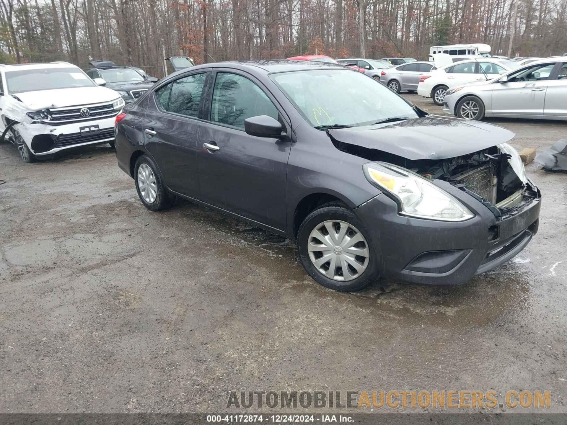 3N1CN7AP7FL941673 NISSAN VERSA 2015