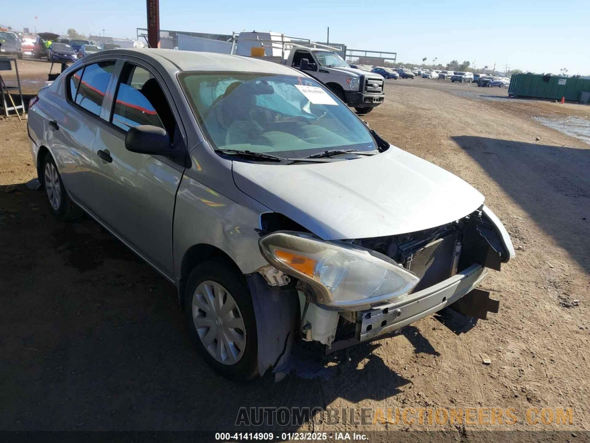 3N1CN7AP7FL958280 NISSAN VERSA 2015