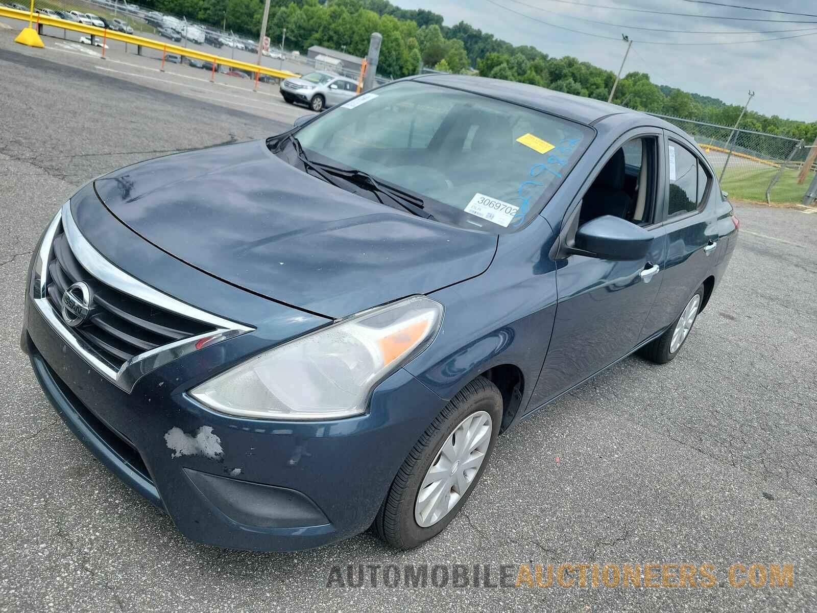 3N1CN7AP7GL852364 Nissan Versa 2016