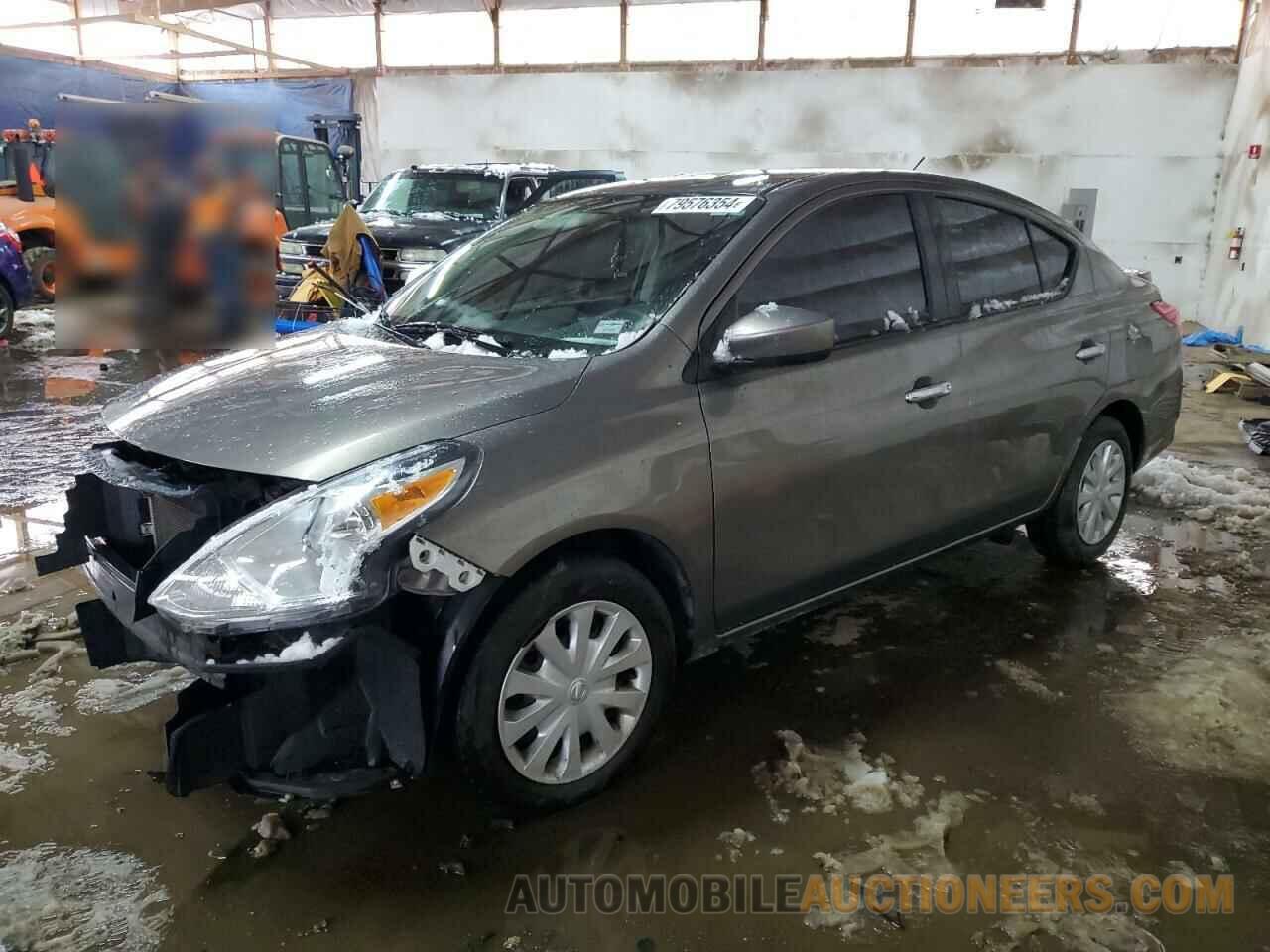 3N1CN7AP7HK446527 NISSAN VERSA 2017