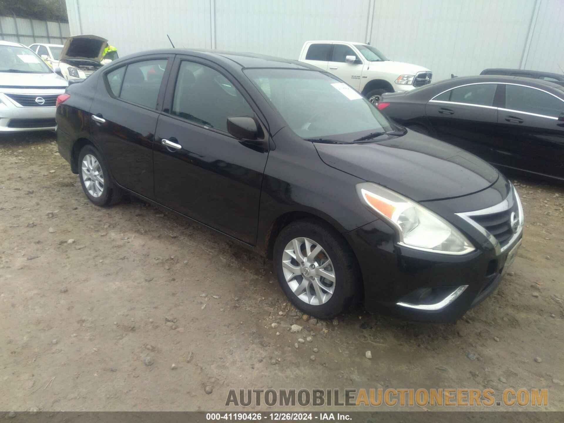 3N1CN7AP7HL804137 NISSAN VERSA 2017