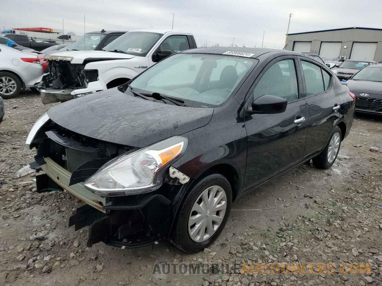 3N1CN7AP7HL840944 NISSAN VERSA 2017