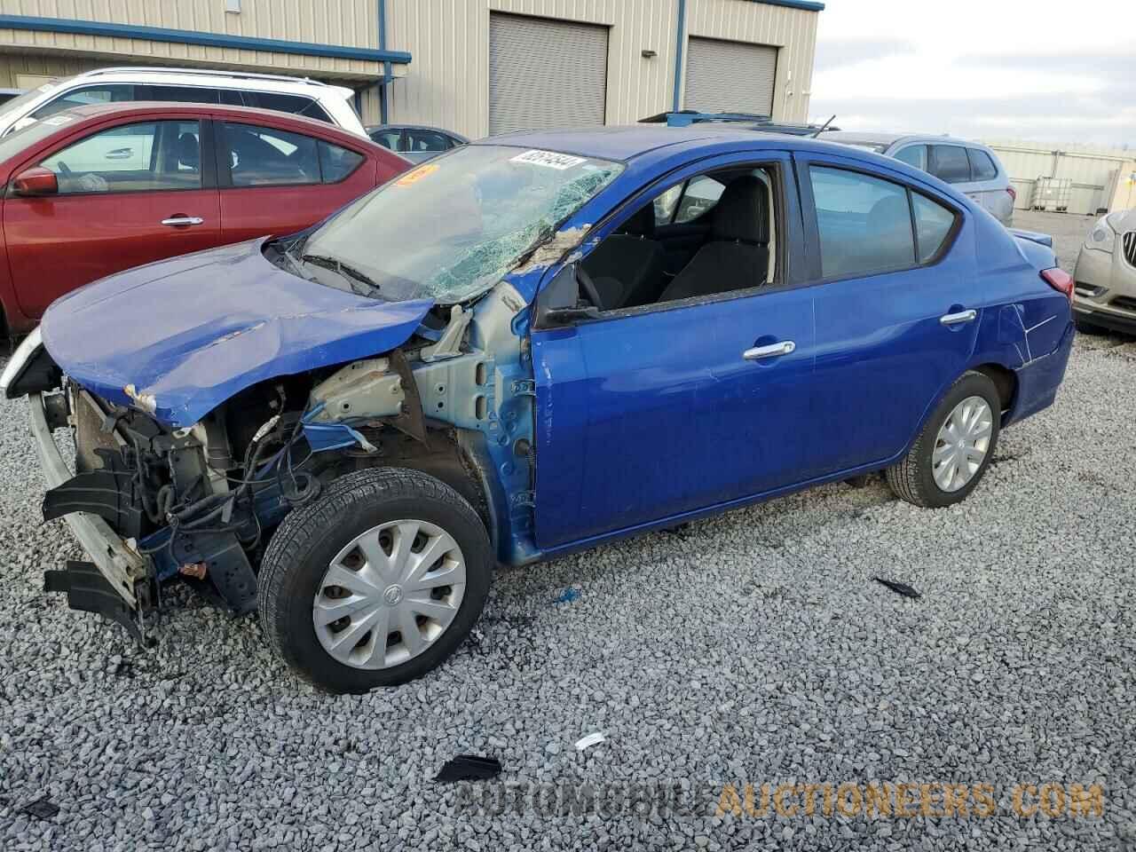 3N1CN7AP7HL883485 NISSAN VERSA 2017