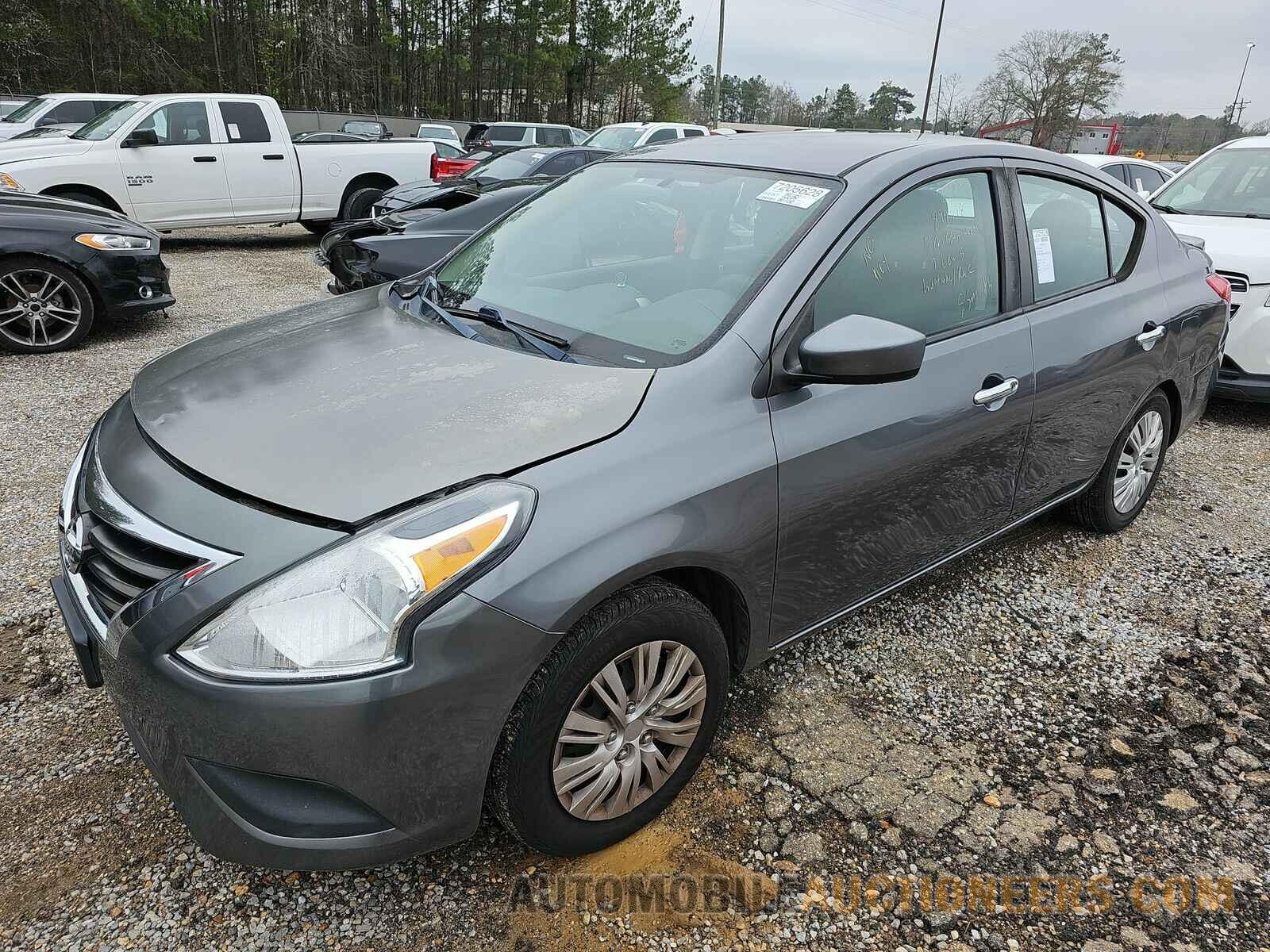 3N1CN7AP7HL899718 Nissan Versa Sedan 2017