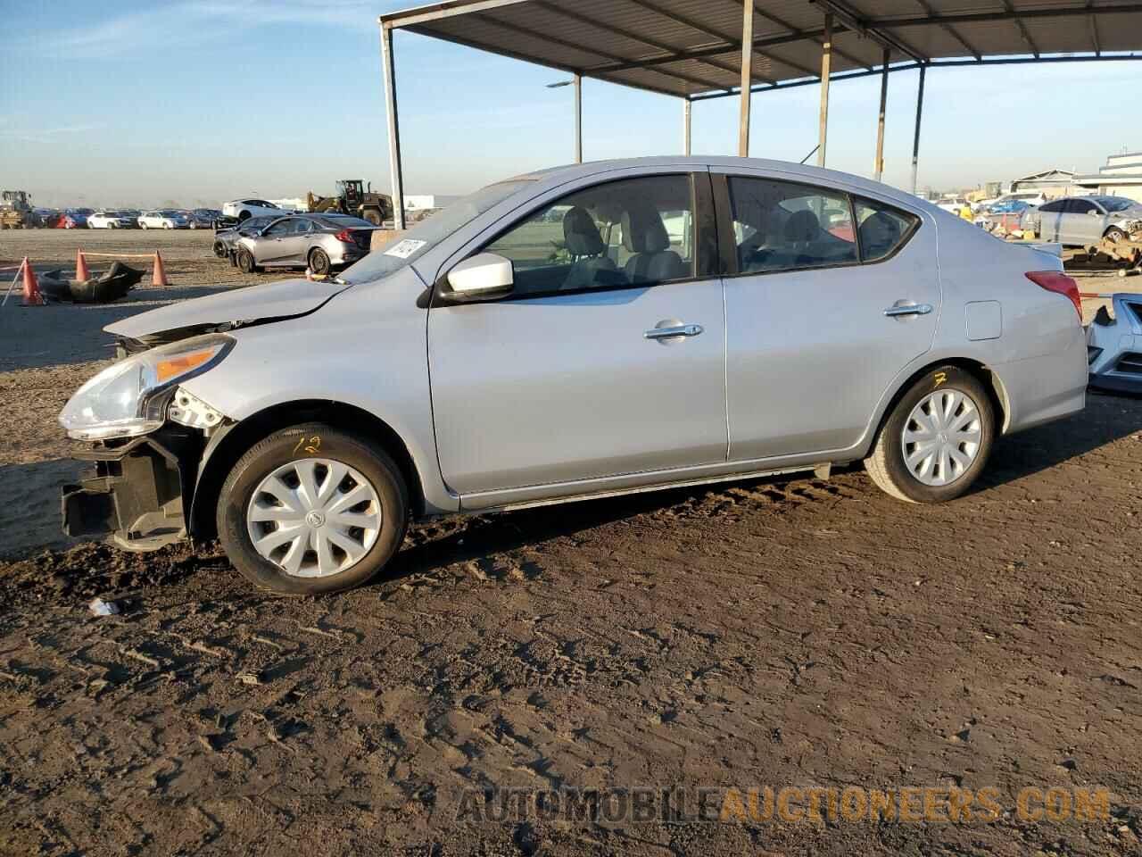 3N1CN7AP7JK401917 NISSAN VERSA 2018