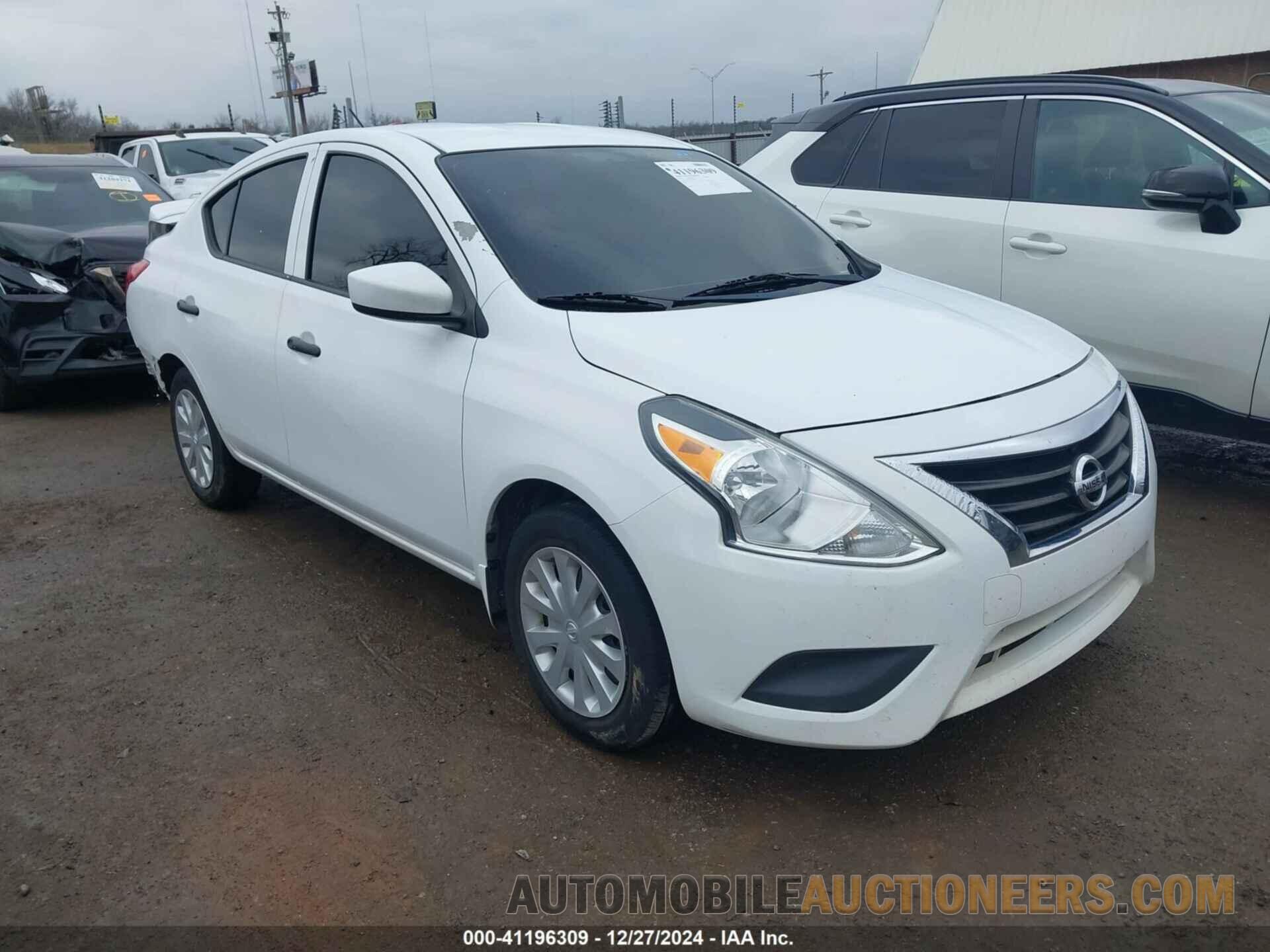 3N1CN7AP7JL803043 NISSAN VERSA 2018