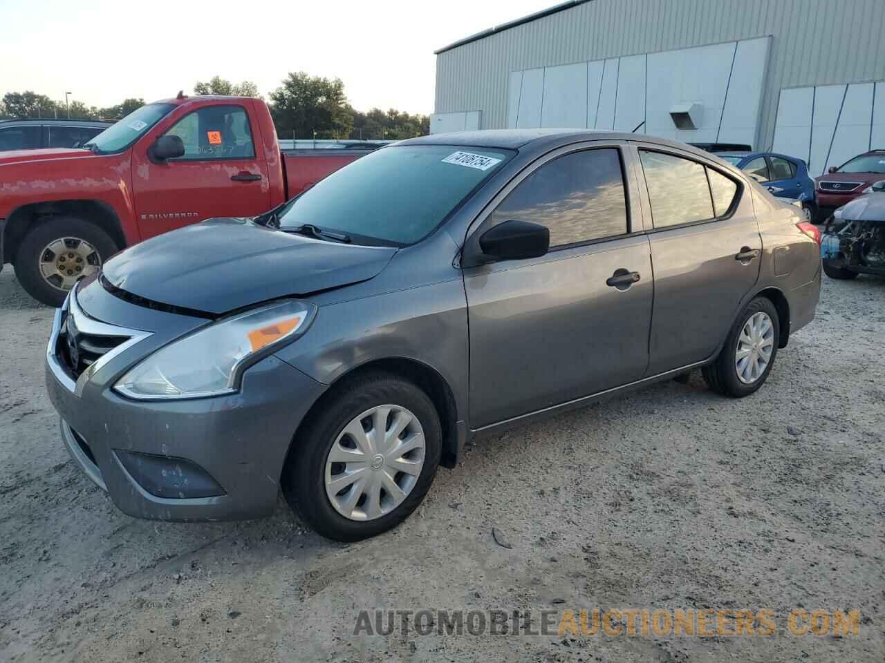 3N1CN7AP7JL812115 NISSAN VERSA 2018