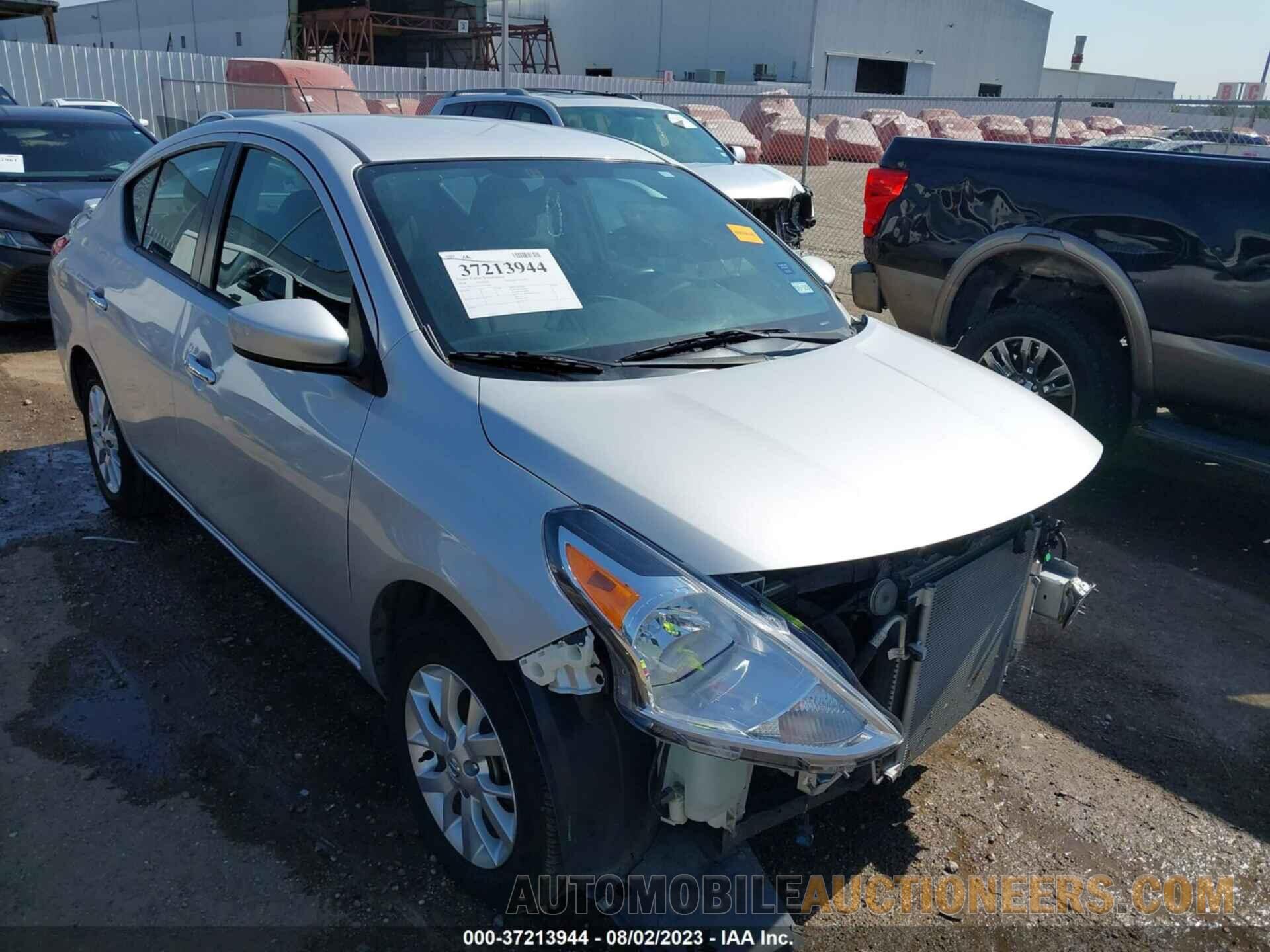 3N1CN7AP7JL823695 NISSAN VERSA SEDAN 2018