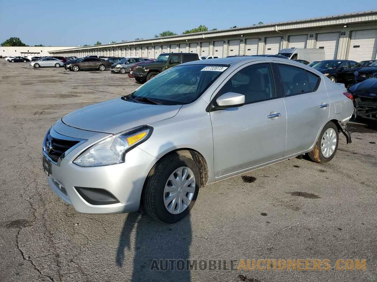 3N1CN7AP7JL833319 NISSAN VERSA 2018