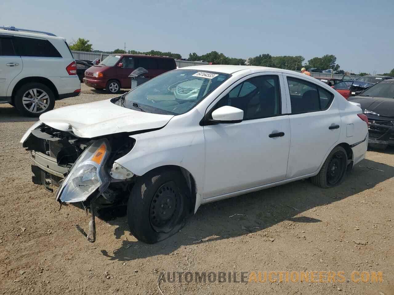 3N1CN7AP7JL858642 NISSAN VERSA 2018