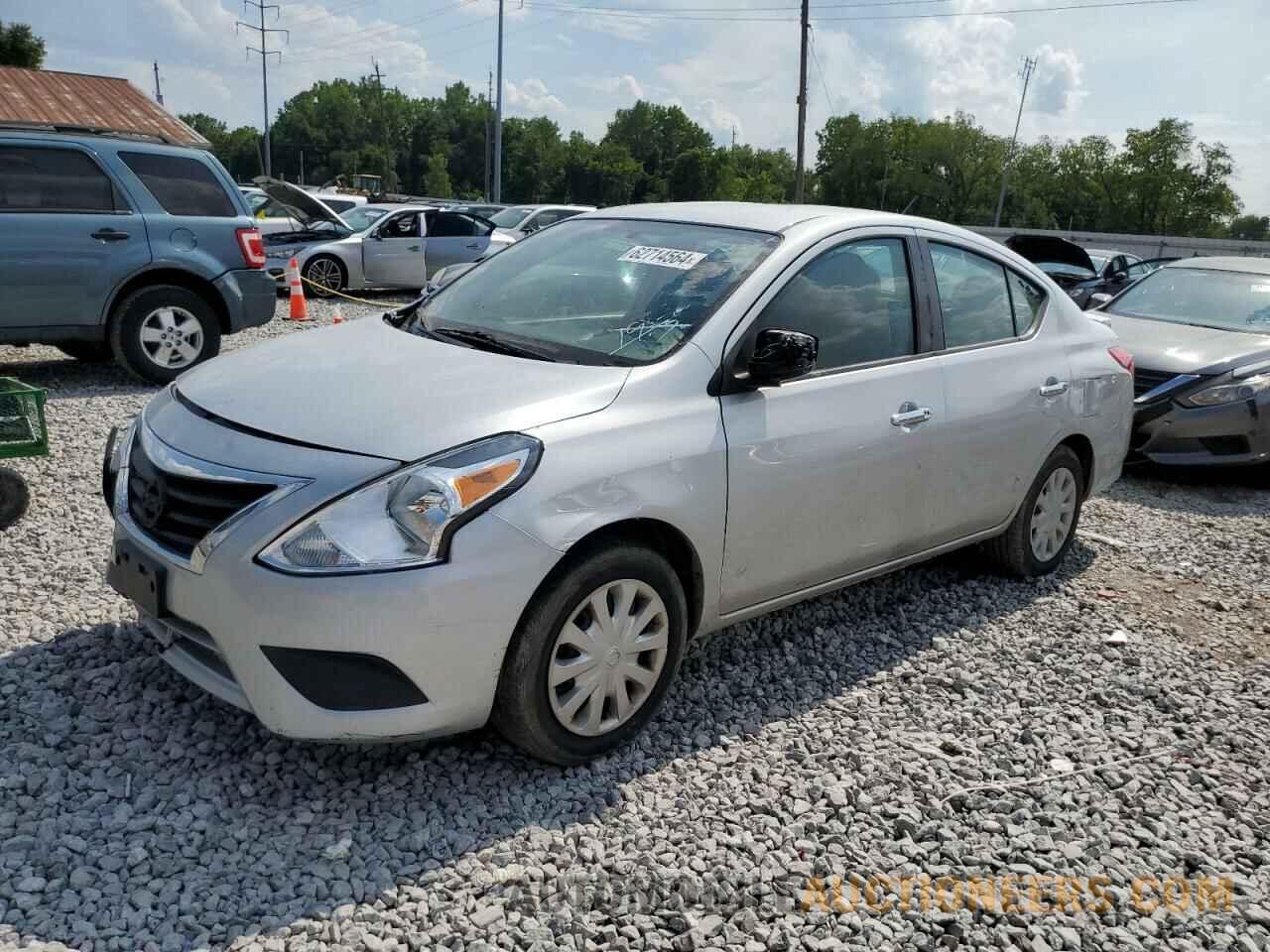 3N1CN7AP7JL877904 NISSAN VERSA 2018