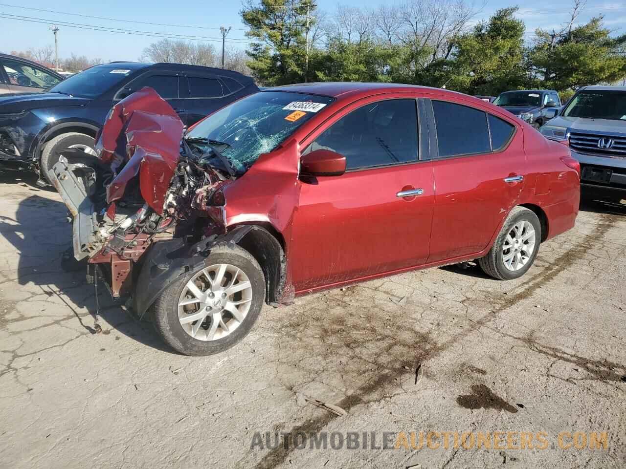 3N1CN7AP7JL877983 NISSAN VERSA 2018