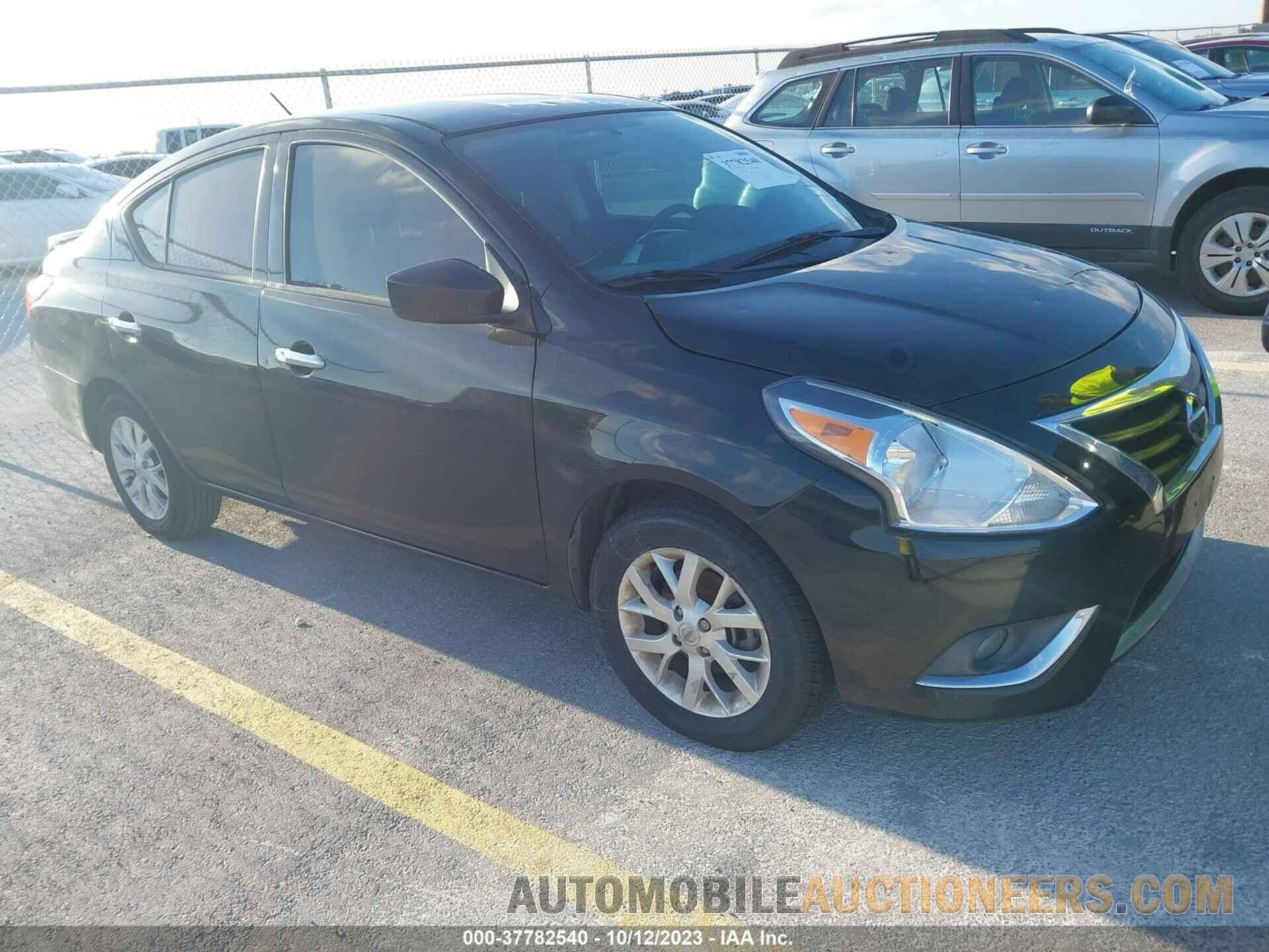 3N1CN7AP7JL880284 NISSAN VERSA 2018