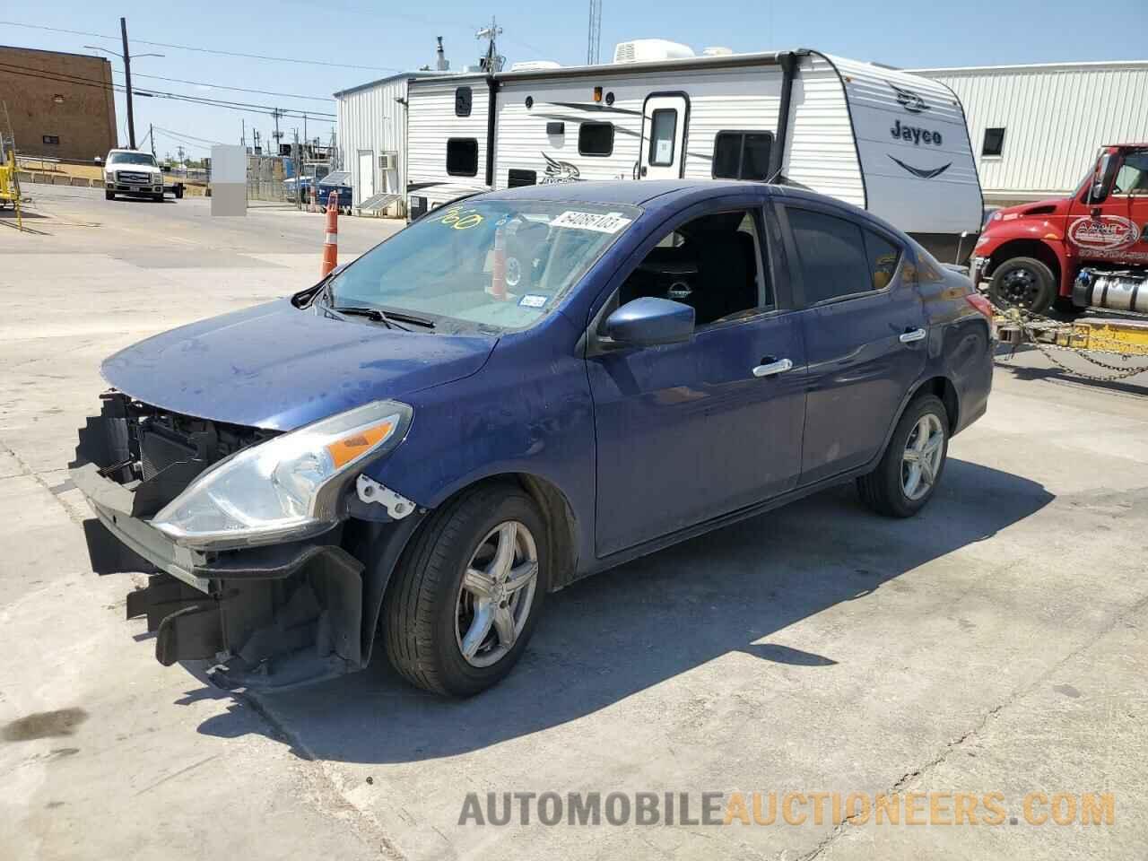 3N1CN7AP7JL885971 NISSAN VERSA 2018