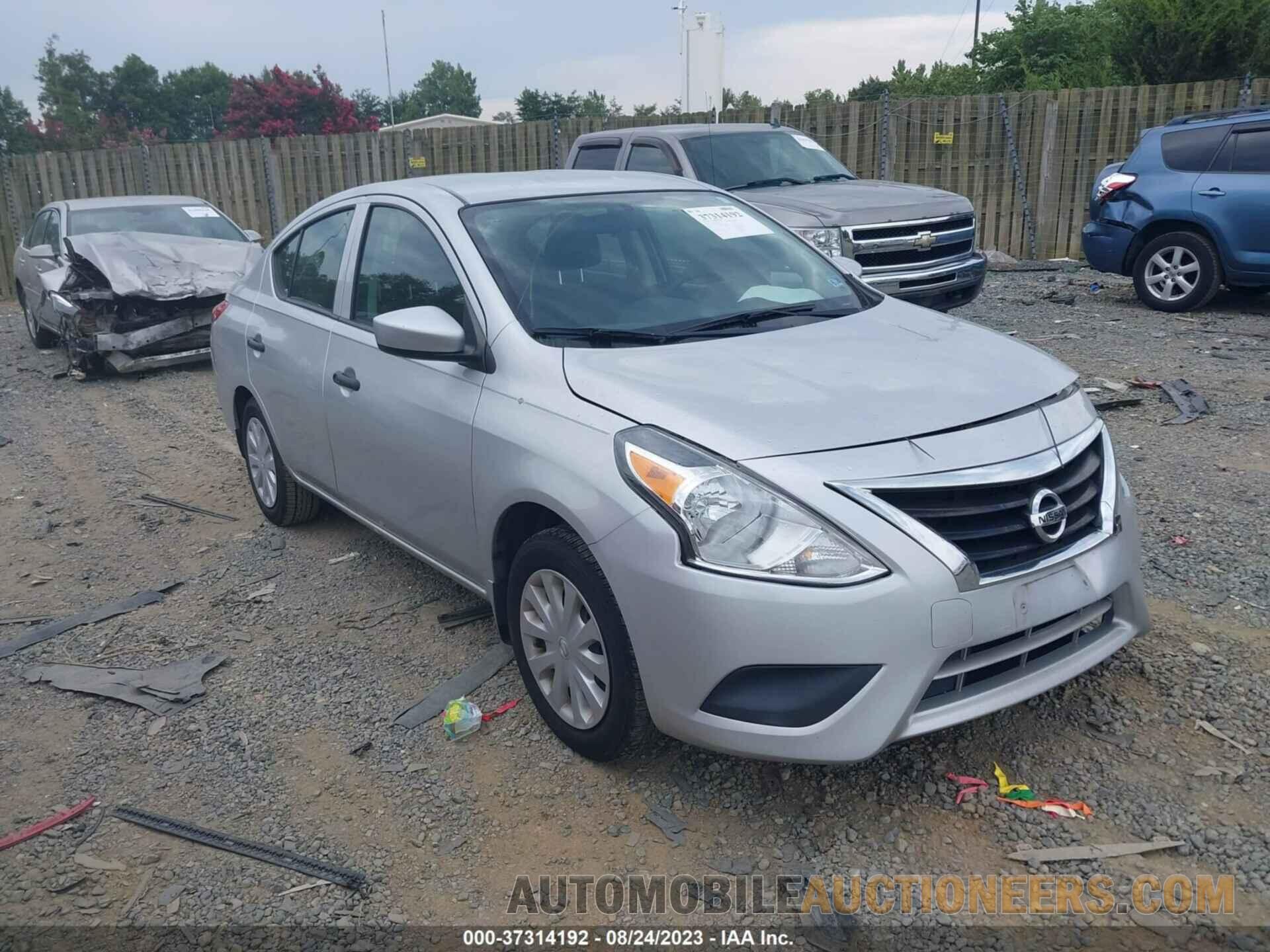 3N1CN7AP7KL810723 NISSAN VERSA SEDAN 2019