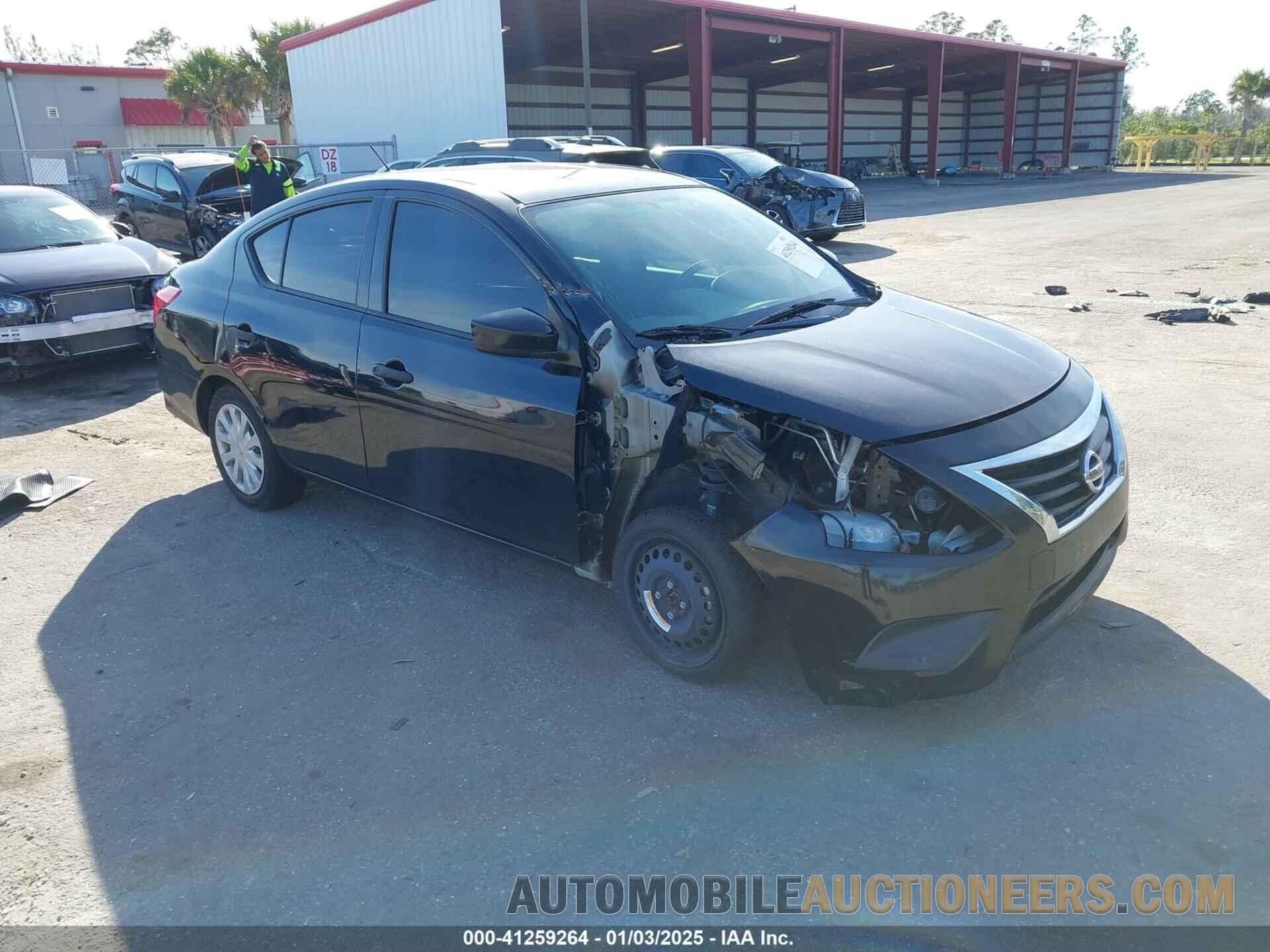 3N1CN7AP7KL824668 NISSAN VERSA 2019