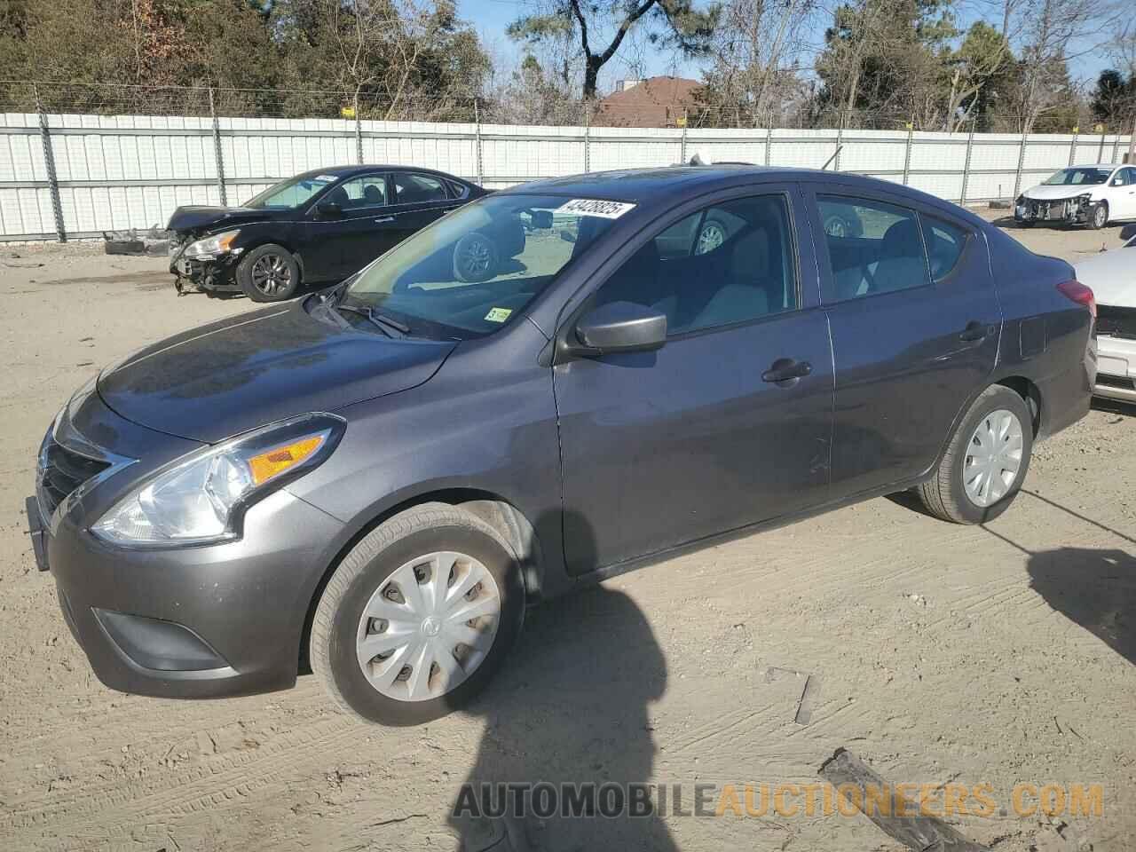 3N1CN7AP7KL827201 NISSAN VERSA 2019