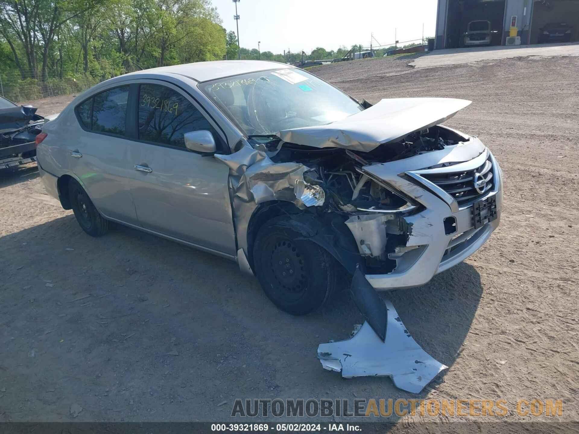 3N1CN7AP7KL838702 NISSAN VERSA 2019