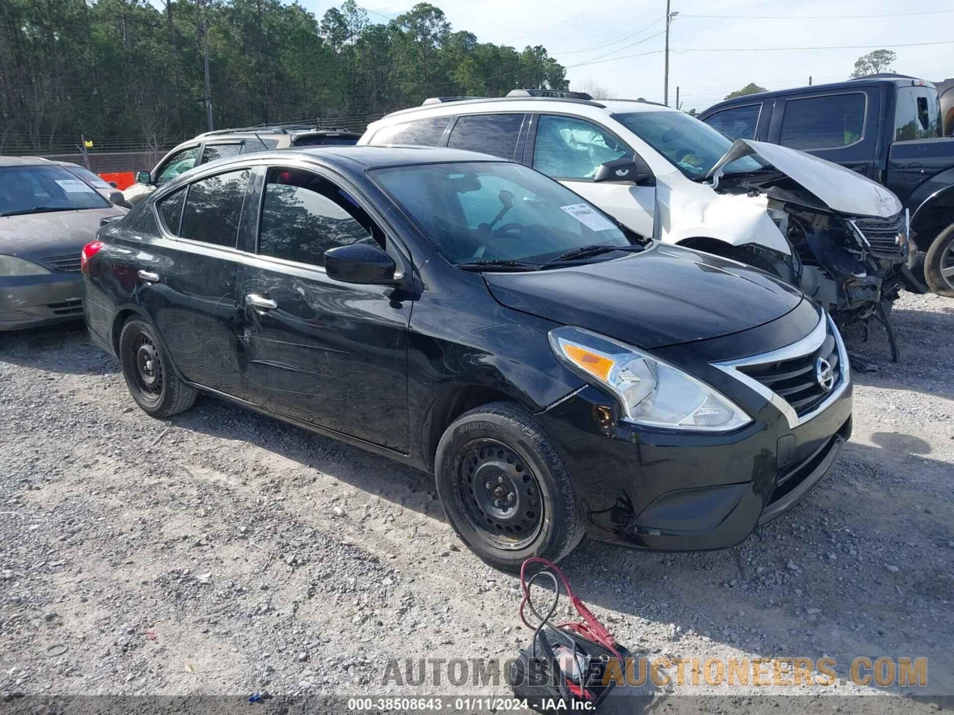 3N1CN7AP7KL839140 NISSAN VERSA 2019