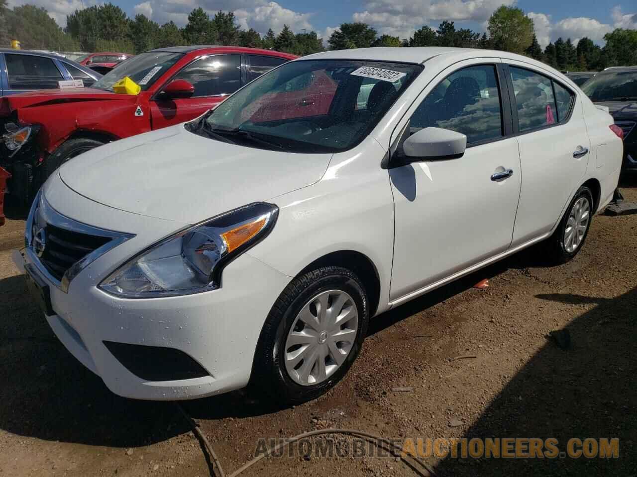 3N1CN7AP7KL840451 NISSAN VERSA 2019