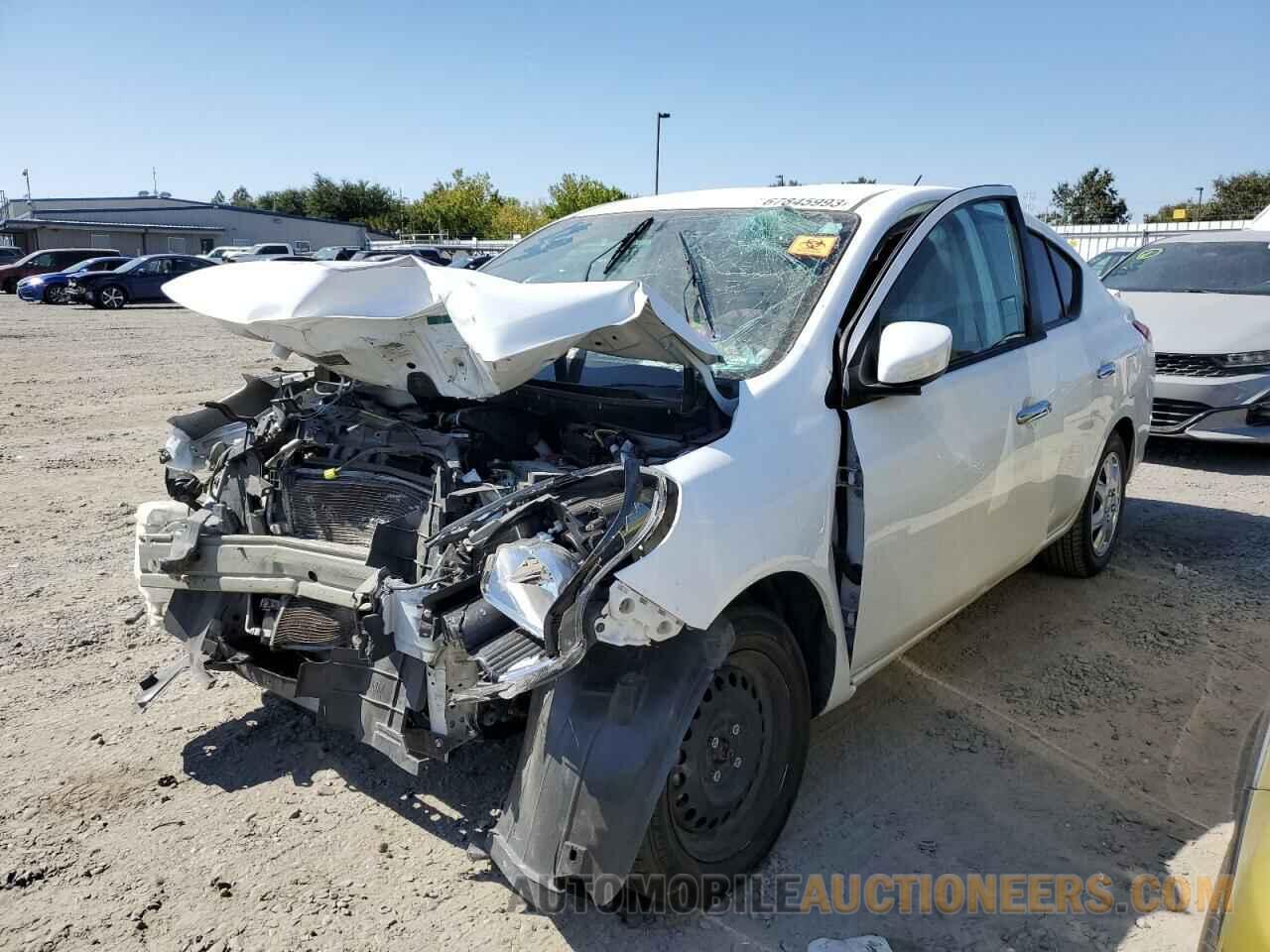 3N1CN7AP7KL842412 NISSAN VERSA 2019