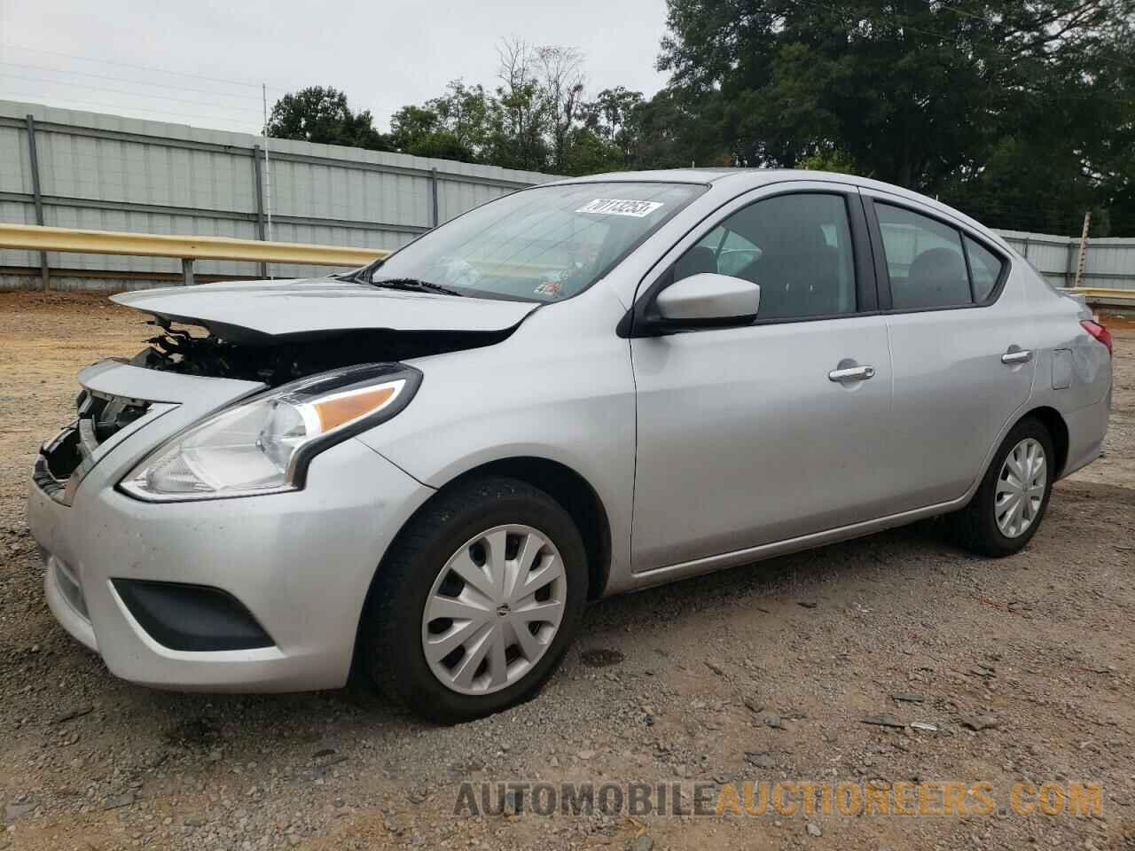 3N1CN7AP7KL847240 NISSAN VERSA 2019