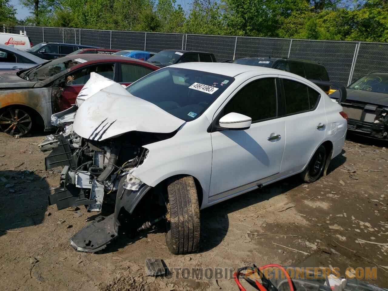 3N1CN7AP7KL852437 NISSAN VERSA 2019