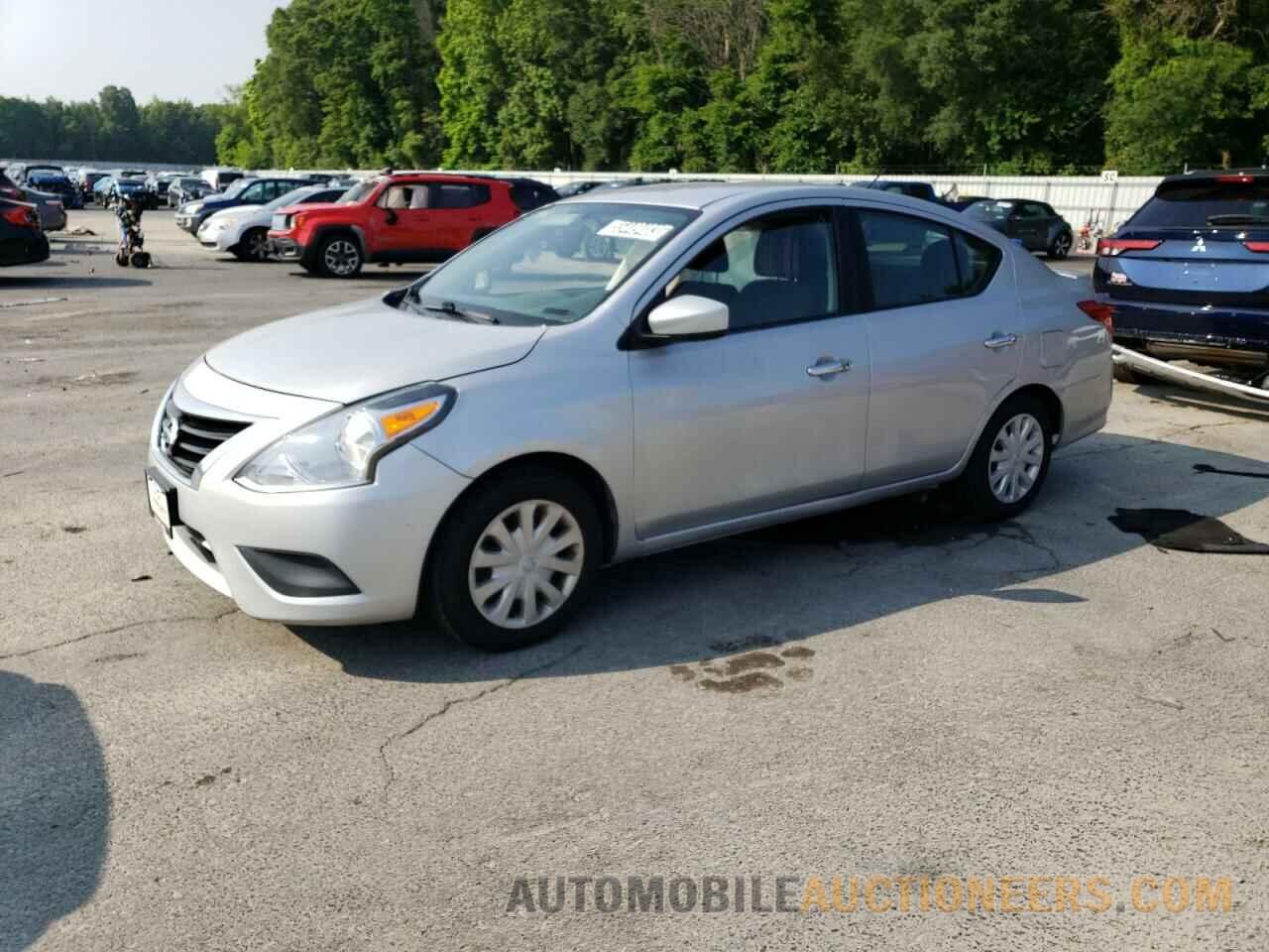 3N1CN7AP7KL864880 NISSAN VERSA 2019