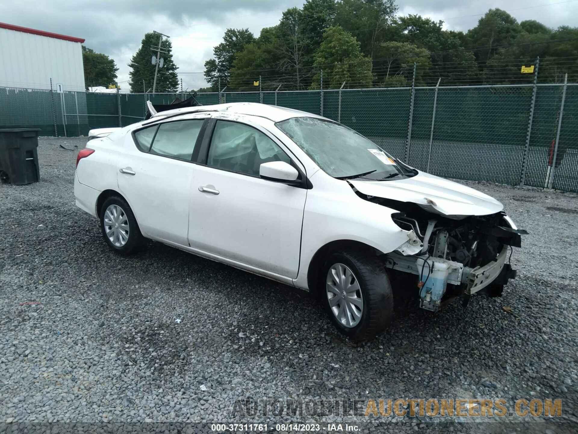 3N1CN7AP7KL869075 NISSAN VERSA SEDAN 2019