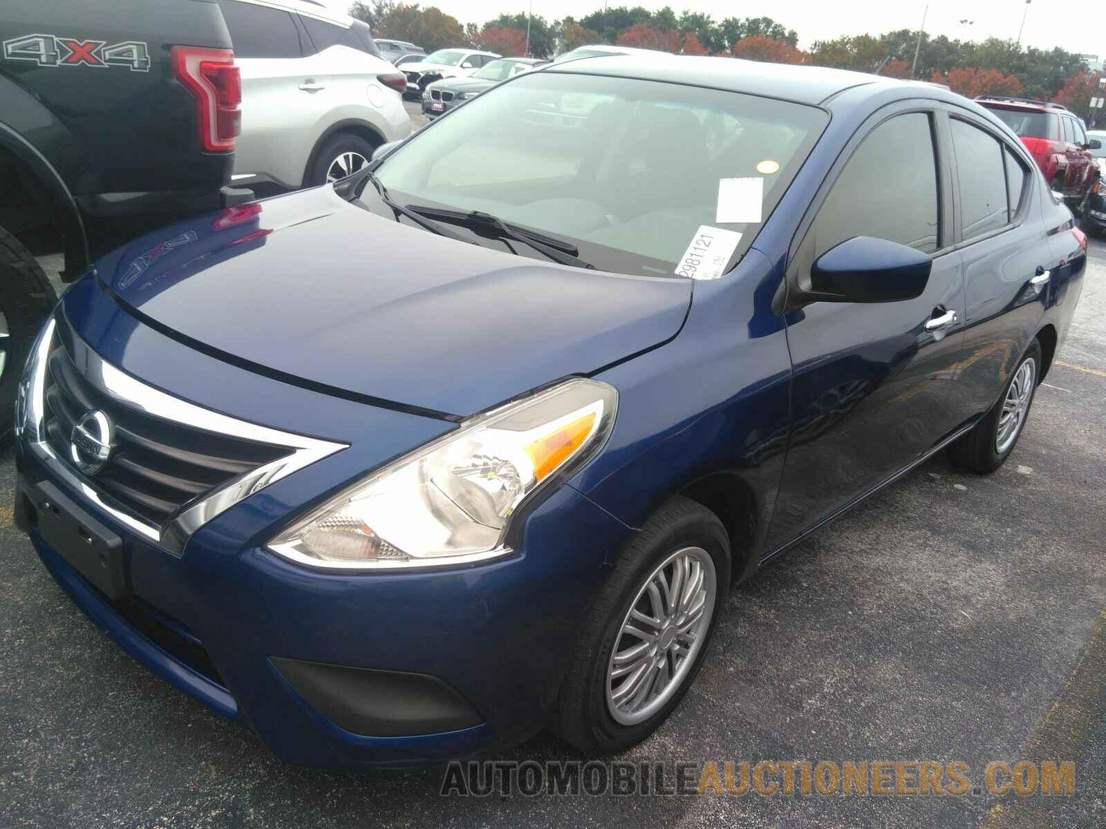 3N1CN7AP7KL873451 Nissan Versa Sedan 2019