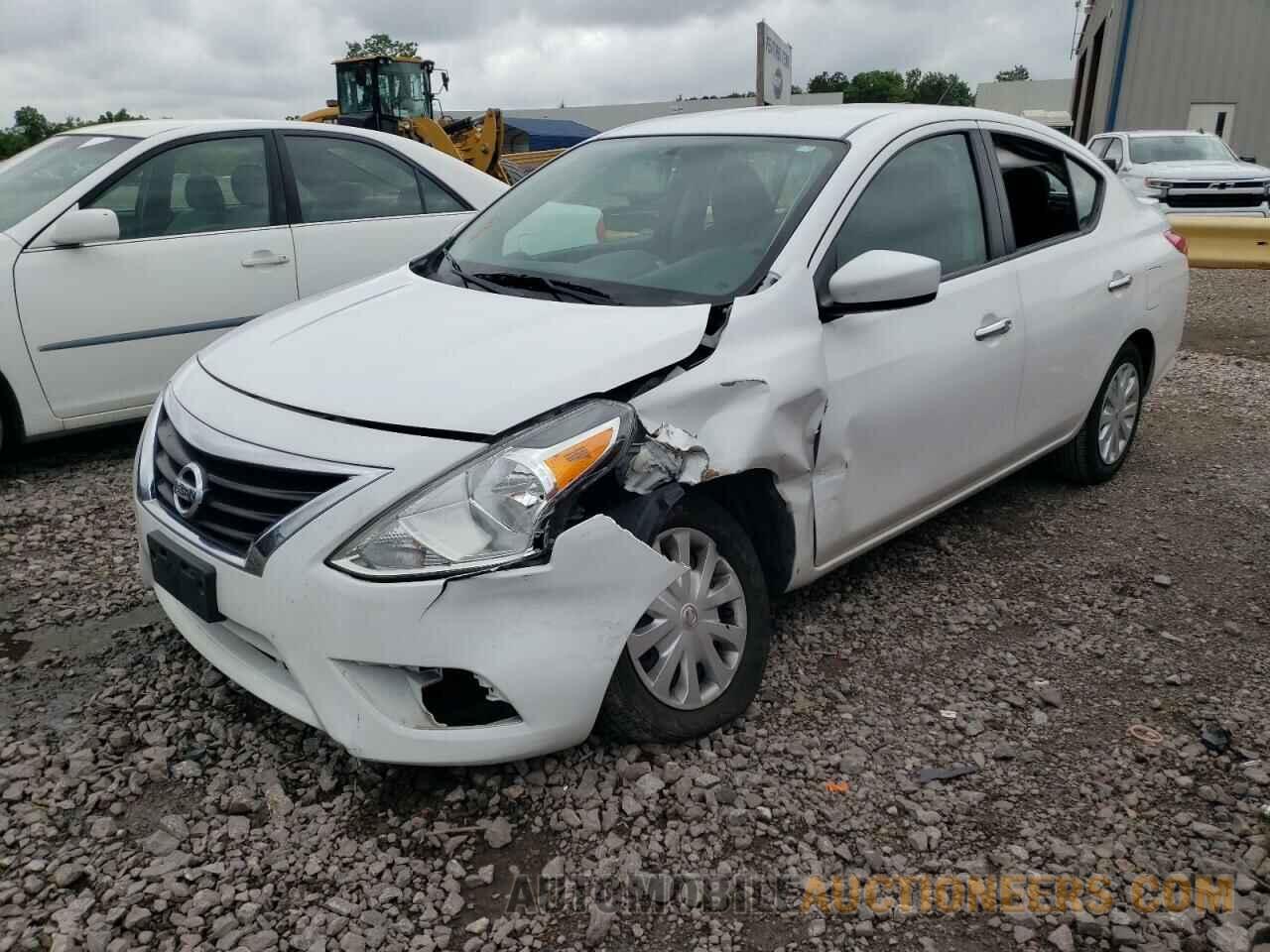 3N1CN7AP7KL873806 NISSAN VERSA 2019