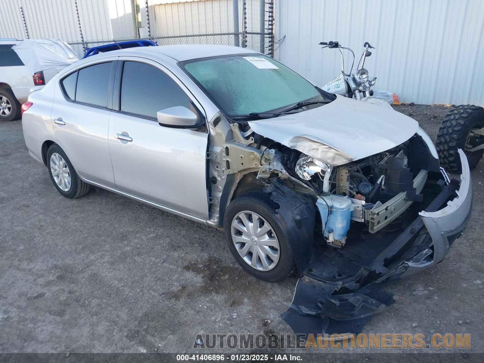 3N1CN7AP7KL875152 NISSAN VERSA 2019