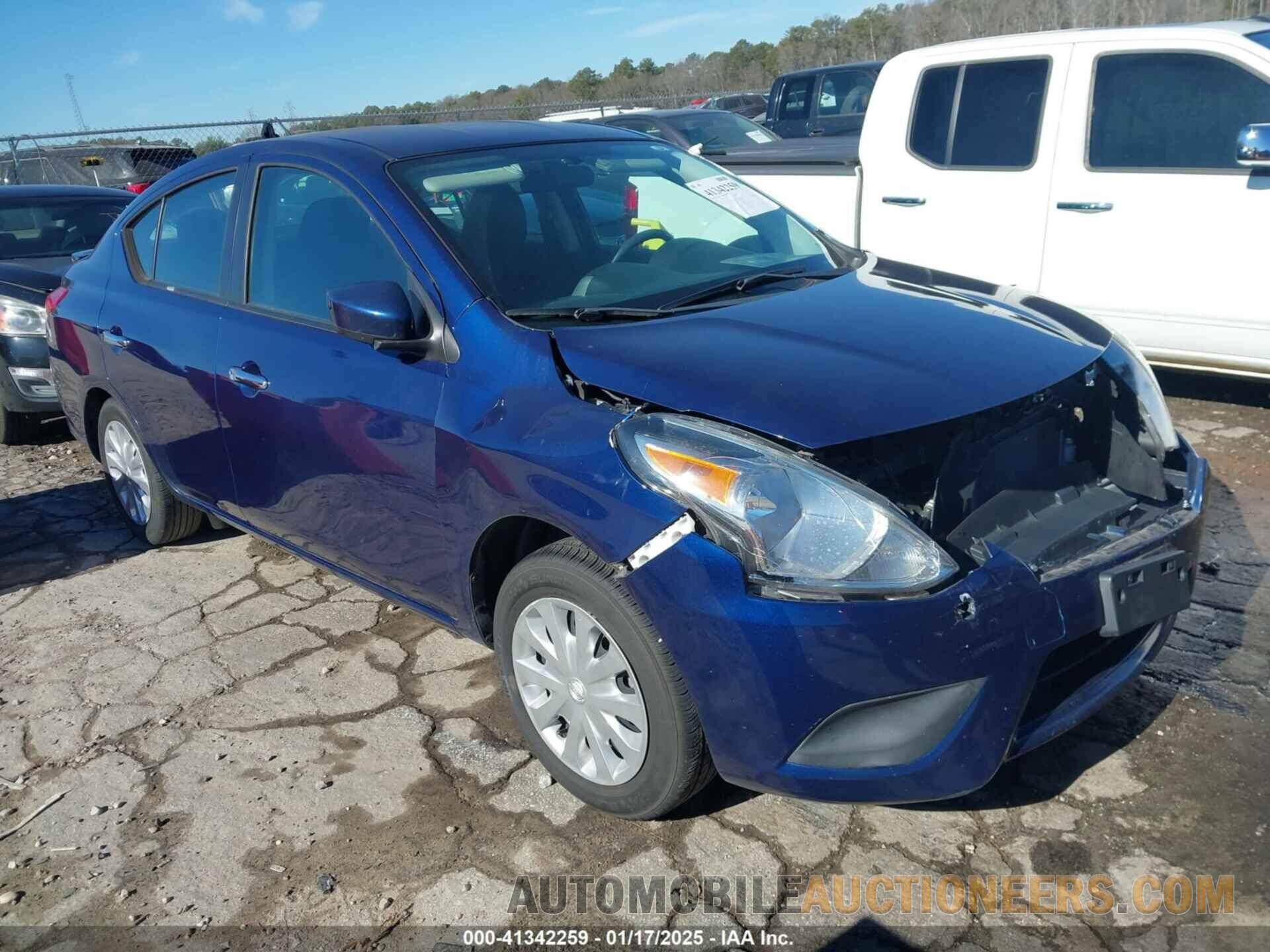 3N1CN7AP7KL875751 NISSAN VERSA 2019