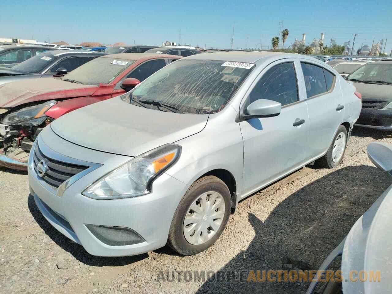 3N1CN7AP7KL877855 NISSAN VERSA 2019