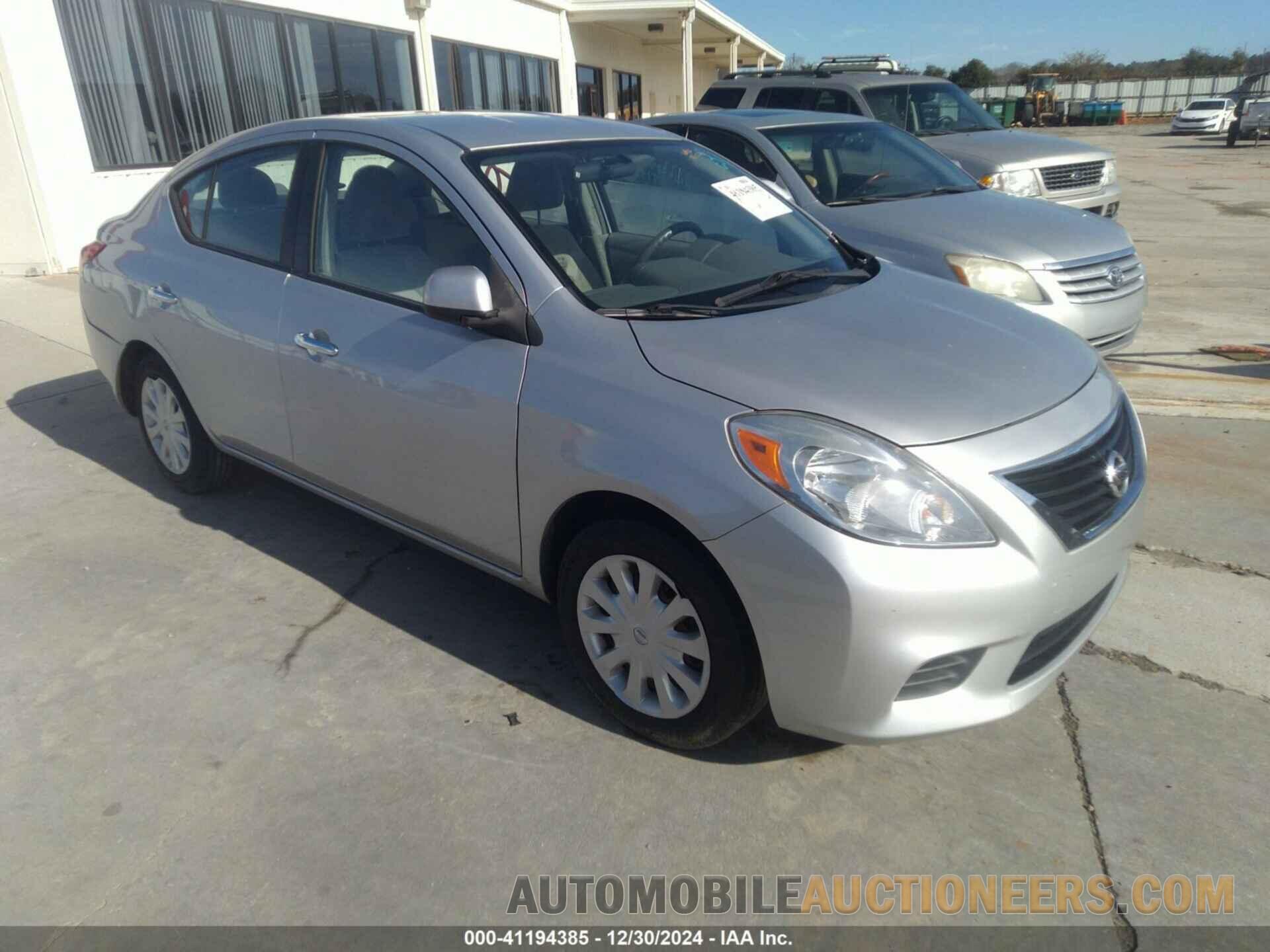 3N1CN7AP8CL818265 NISSAN VERSA 2012