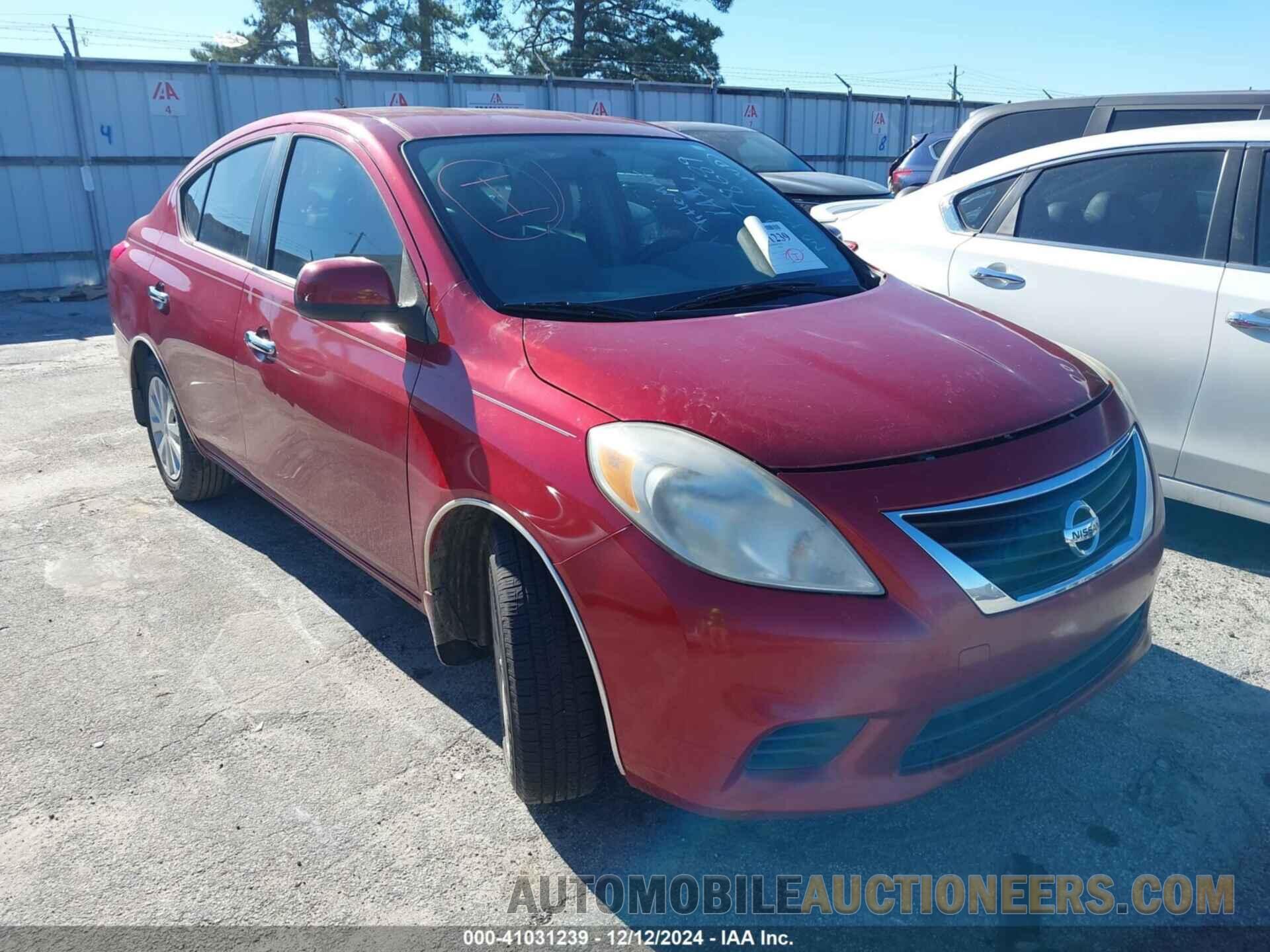 3N1CN7AP8CL878689 NISSAN VERSA 2012