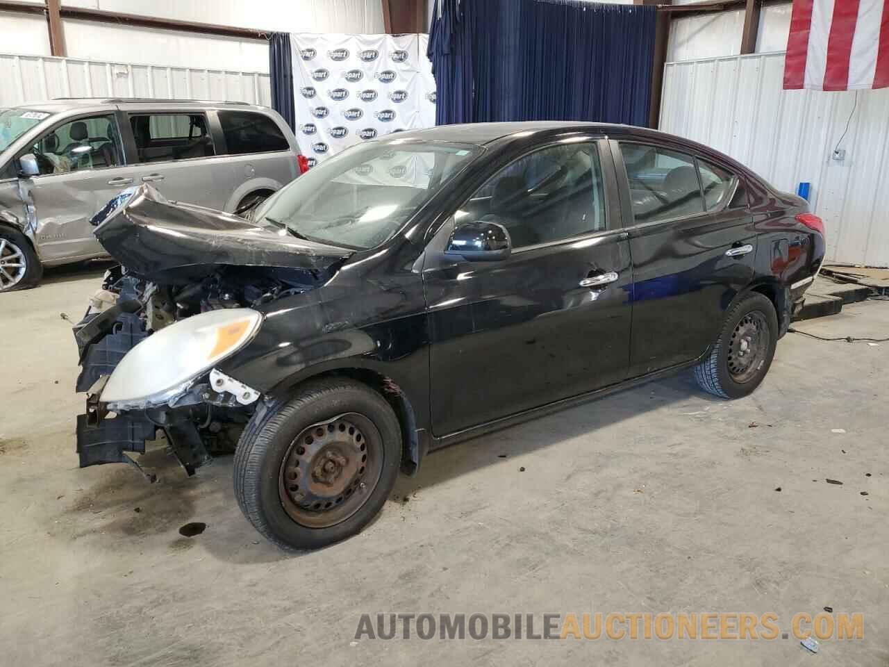 3N1CN7AP8CL886629 NISSAN VERSA 2012