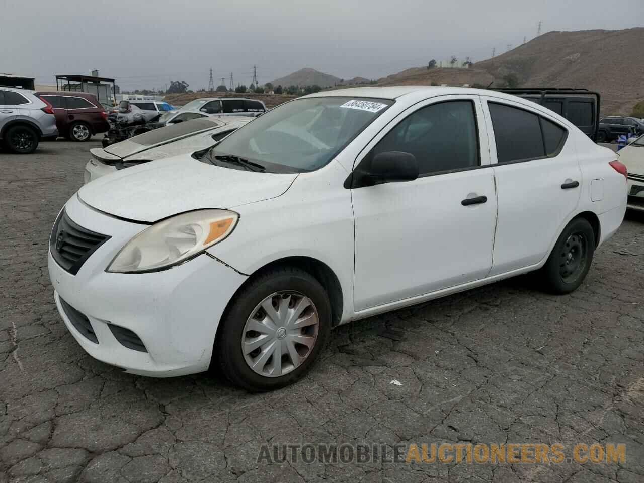 3N1CN7AP8DL869251 NISSAN VERSA 2013