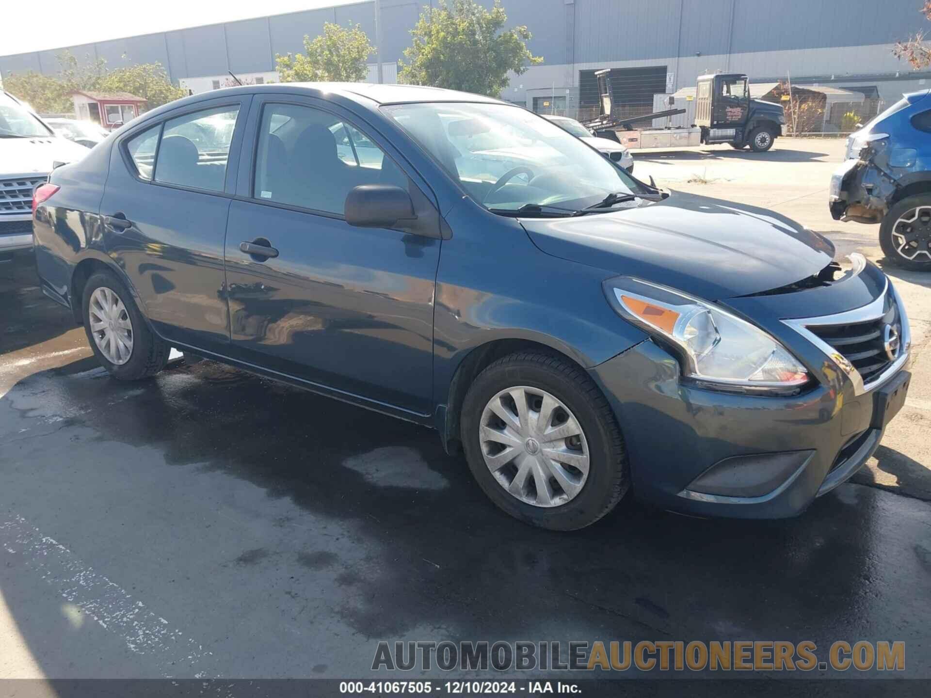 3N1CN7AP8FL801793 NISSAN VERSA 2015