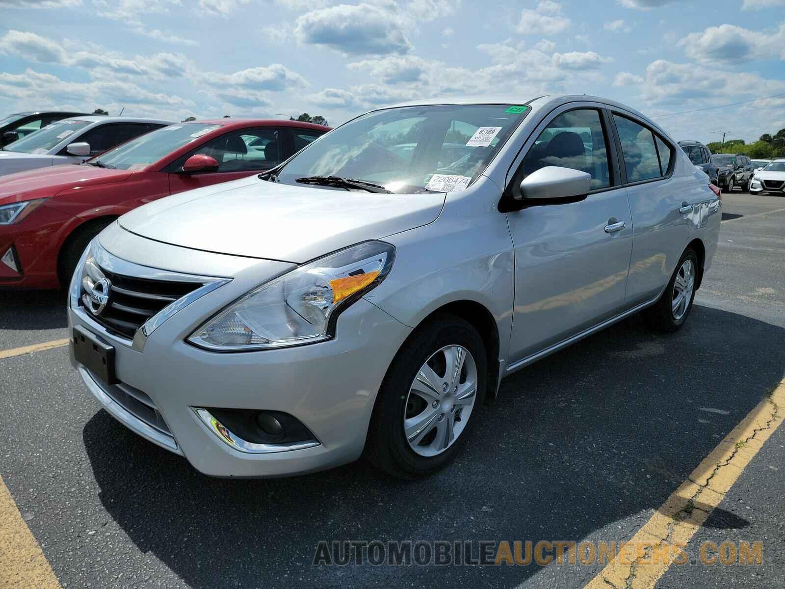 3N1CN7AP8FL822465 Nissan Versa 2015